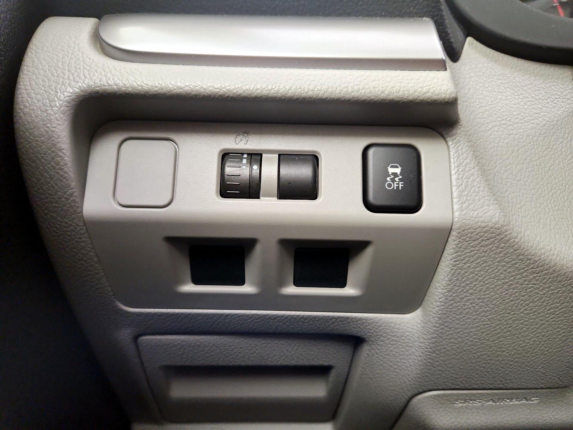 Thumbnail: 2015 Subaru Forester - 13