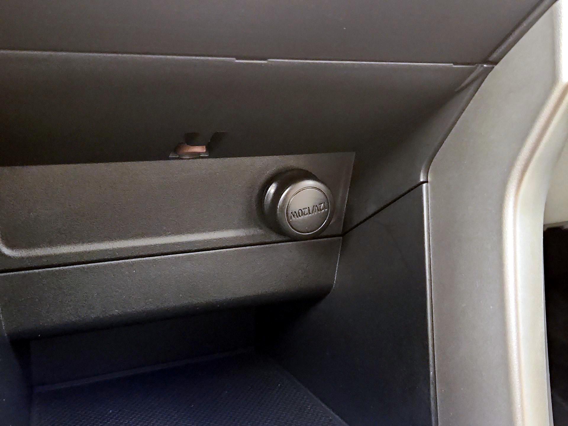 Thumbnail: 2015 Subaru Forester - 18