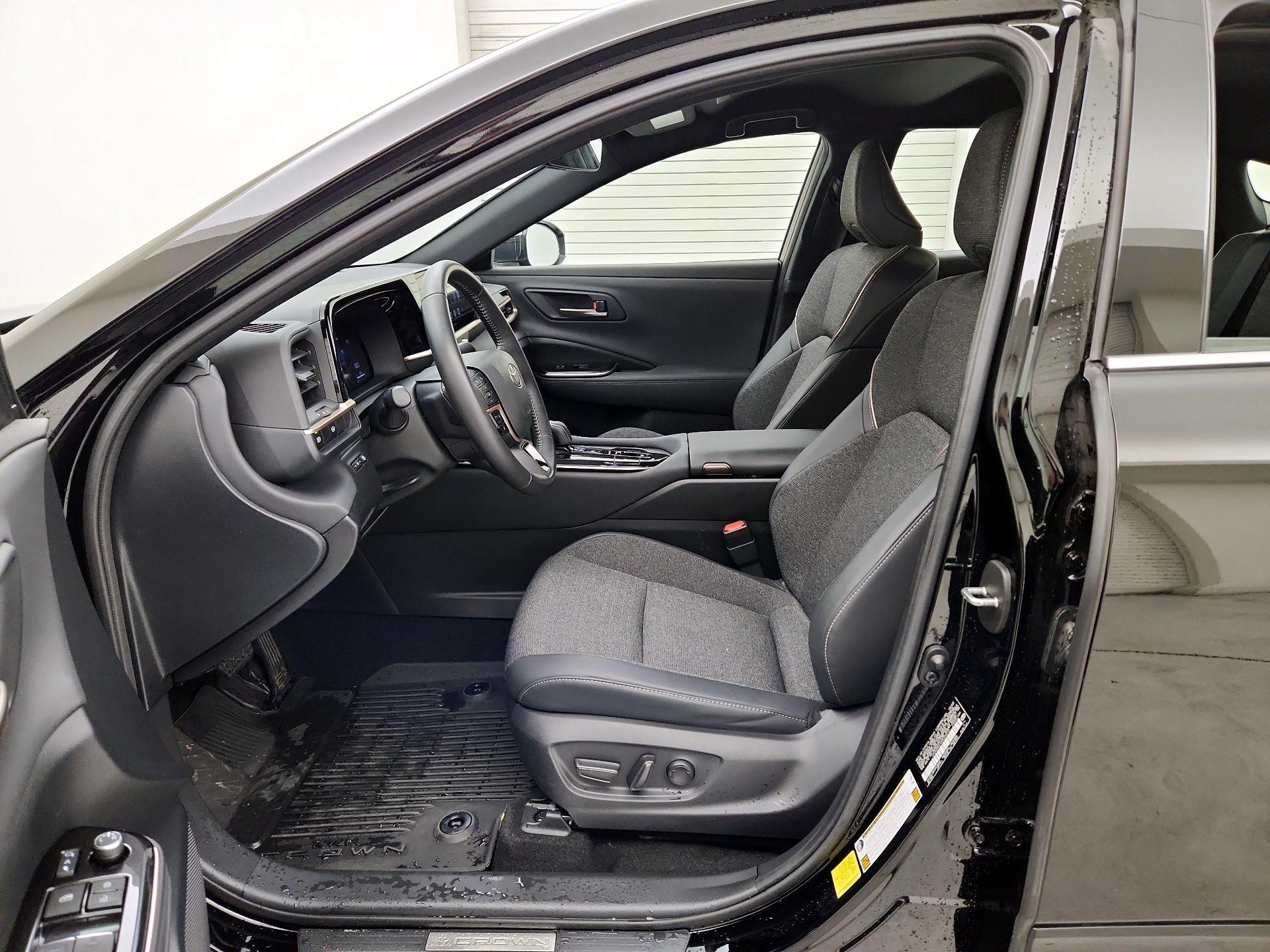 Thumbnail: 2024 Toyota Crown - 11