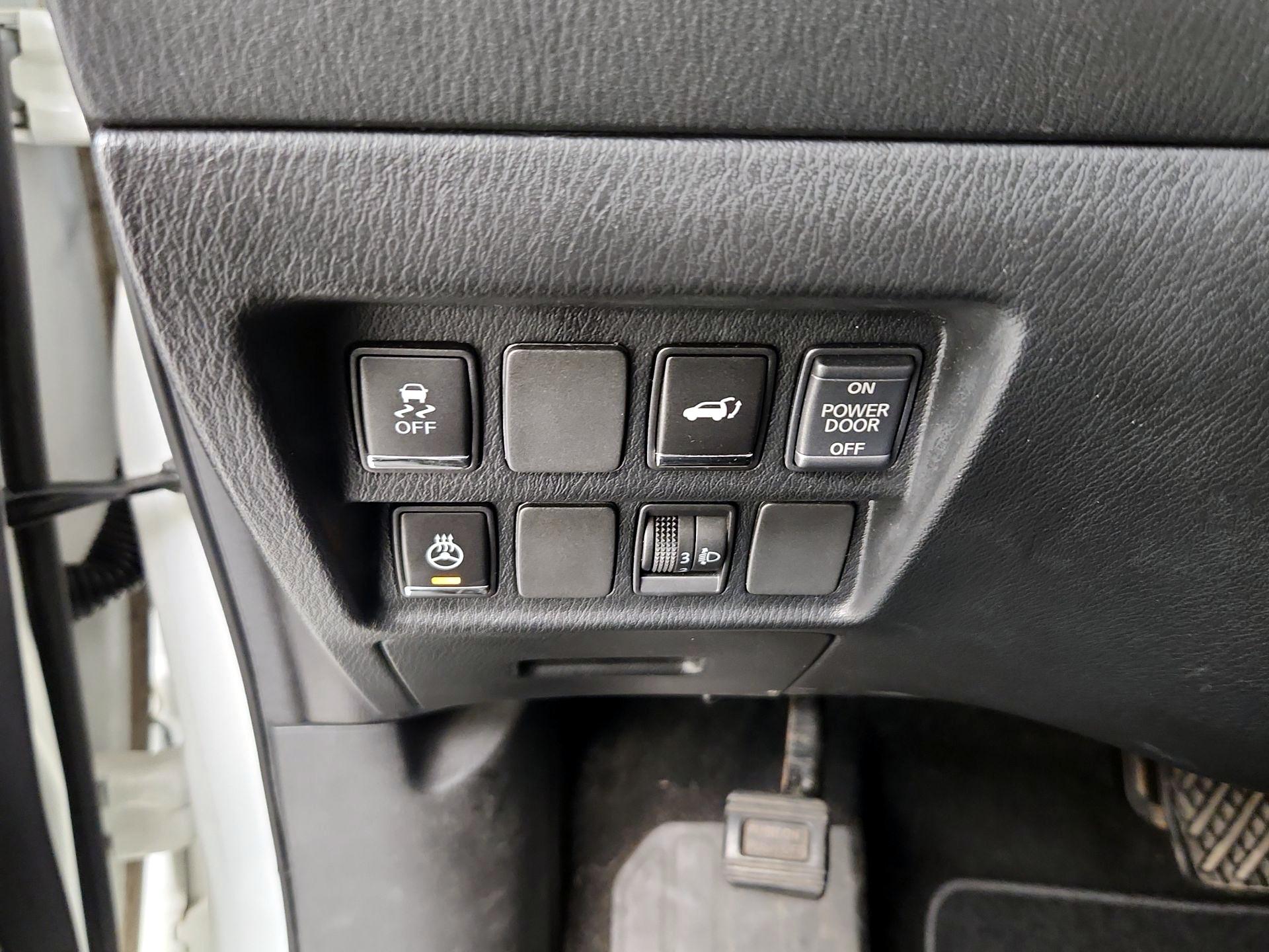 Thumbnail: 2015 INFINITI QX60 - 13