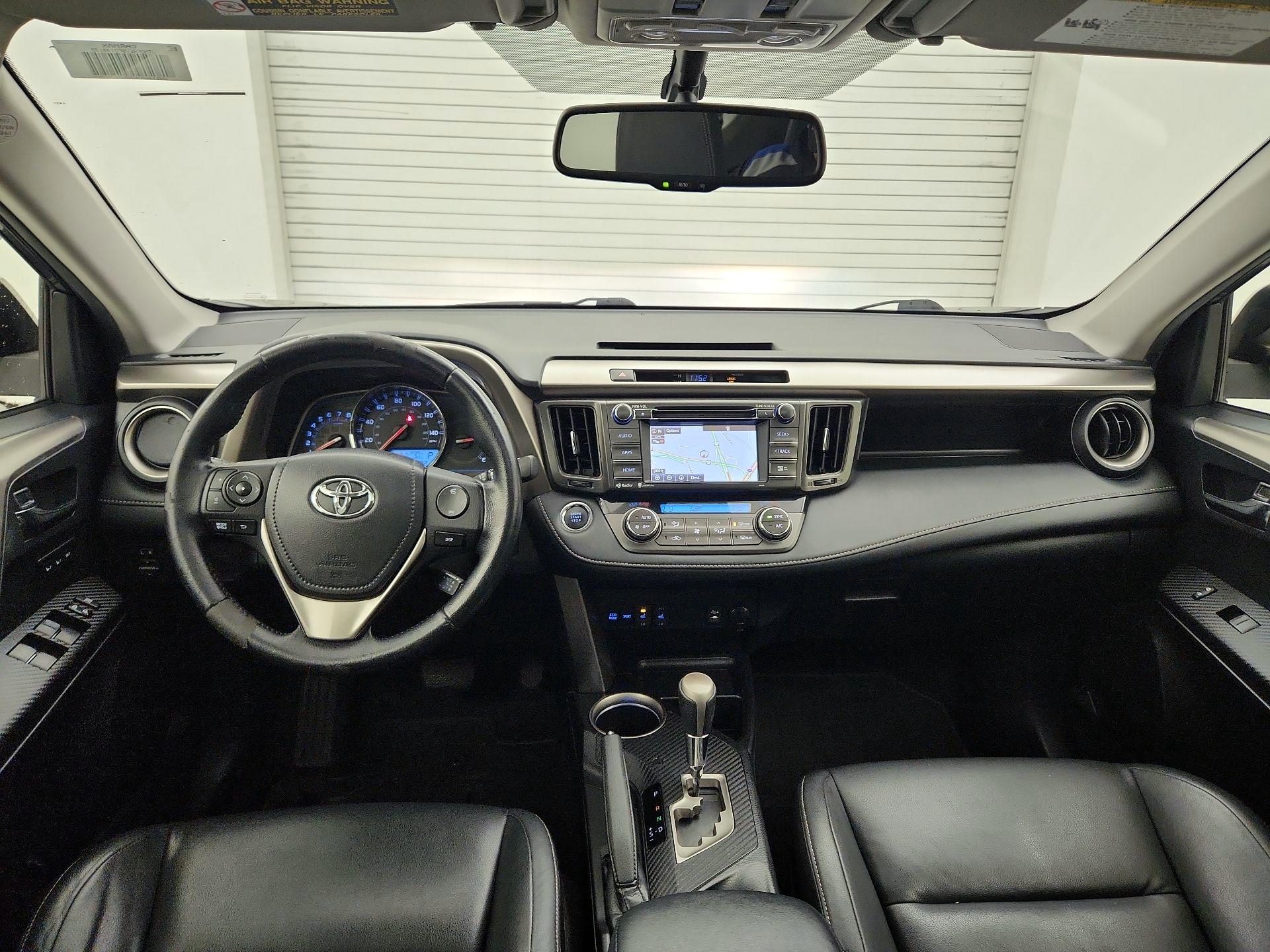 Thumbnail: 2015 Toyota RAV4 - 9
