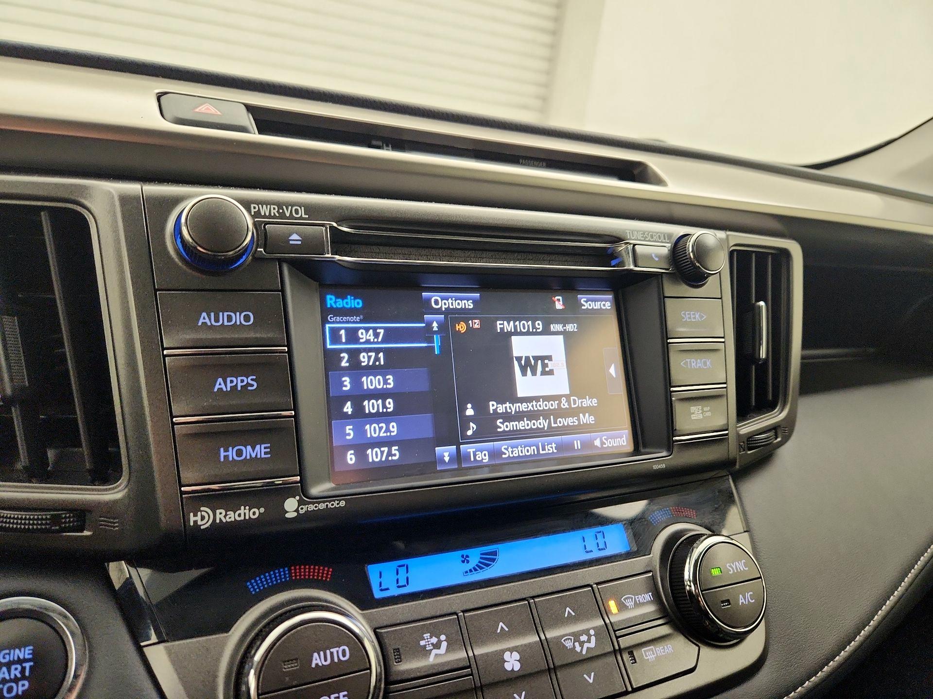 Thumbnail: 2015 Toyota RAV4 - 16