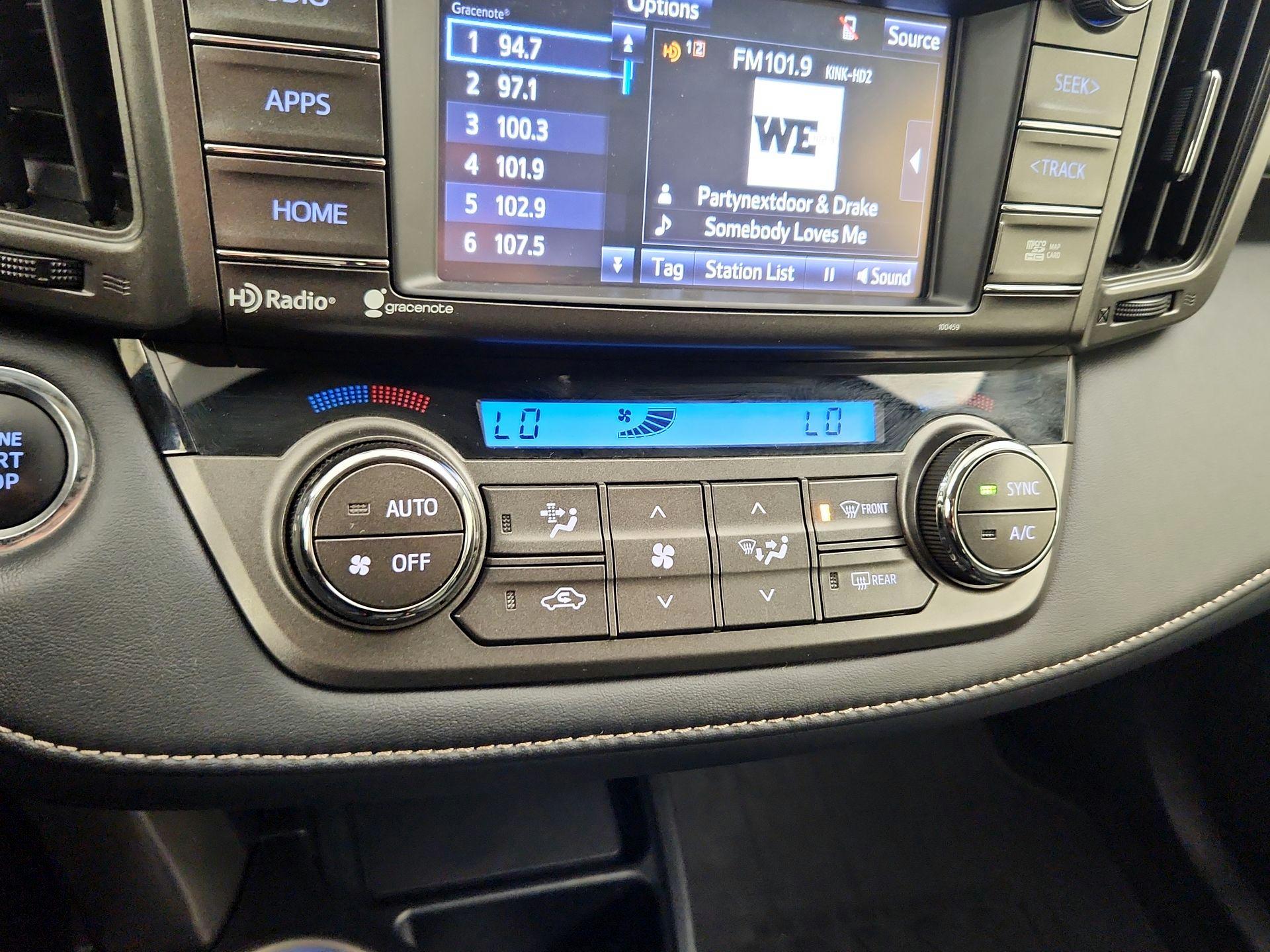 Thumbnail: 2015 Toyota RAV4 - 17