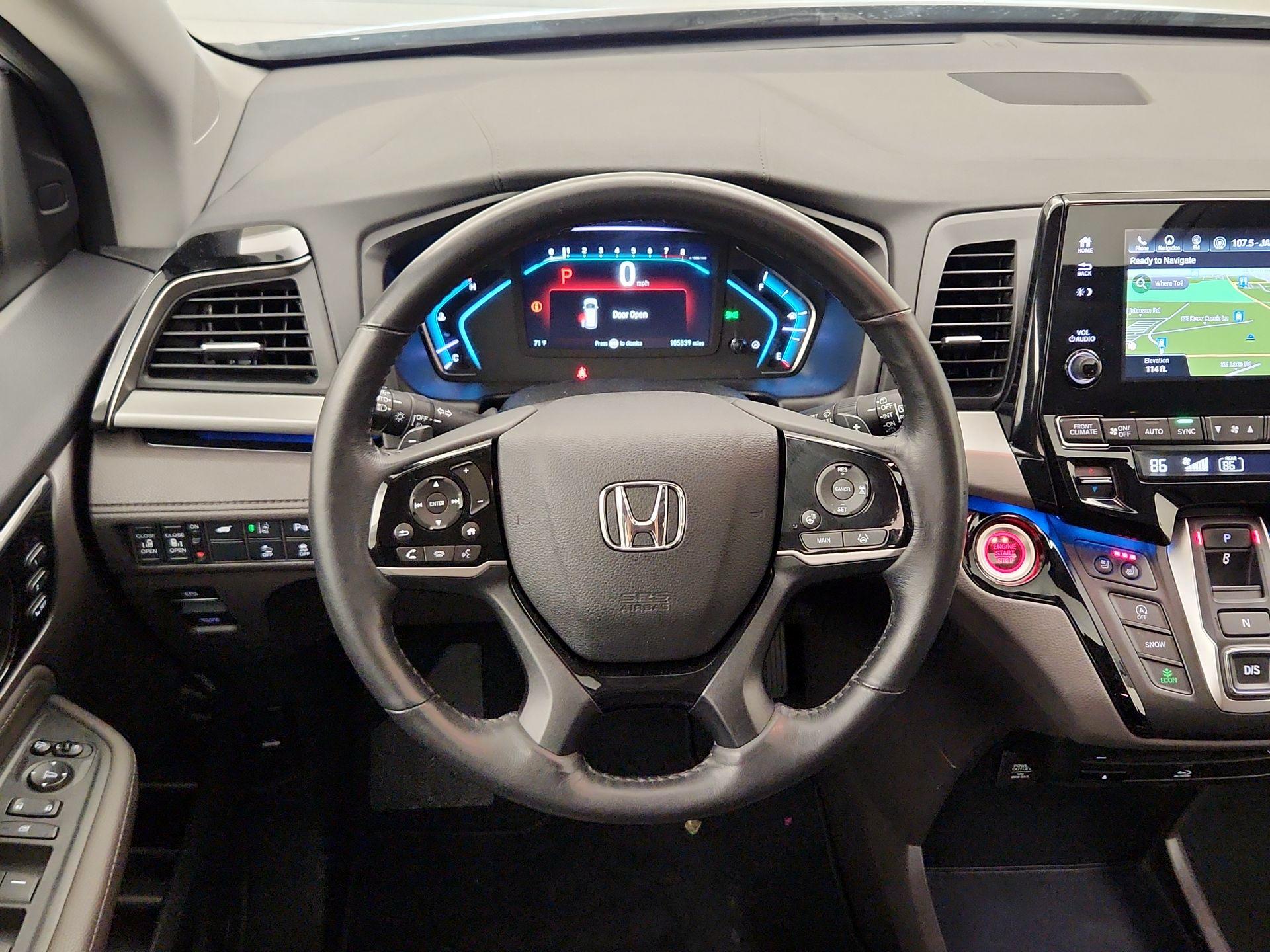 Thumbnail: 2018 Honda Odyssey - 10