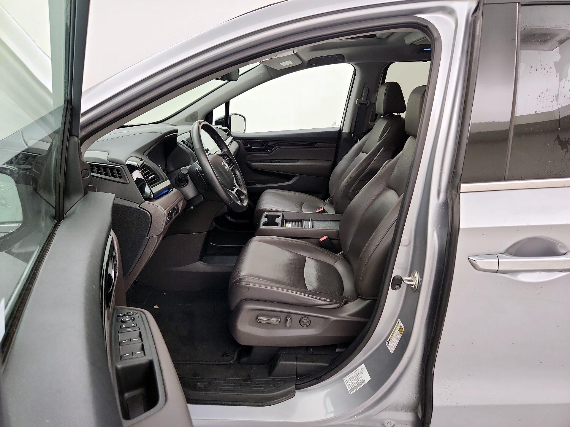 Thumbnail: 2018 Honda Odyssey - 11