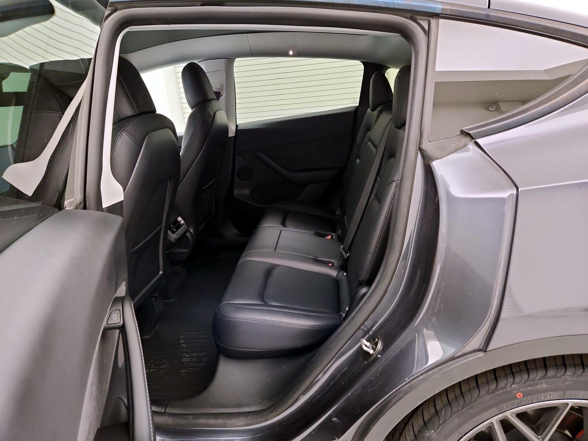 Thumbnail: 2021 Tesla Model Y - 19