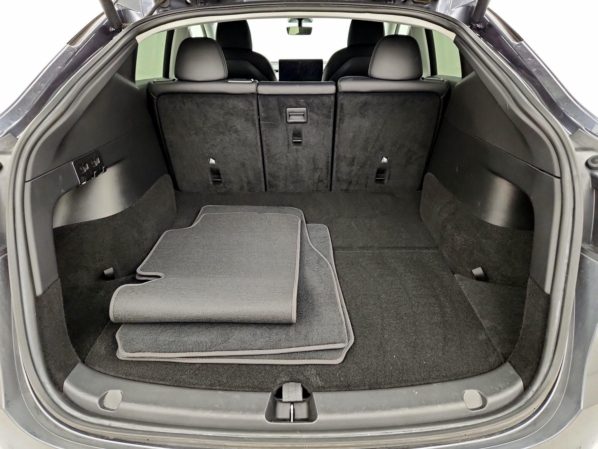 Thumbnail: 2021 Tesla Model Y - 20