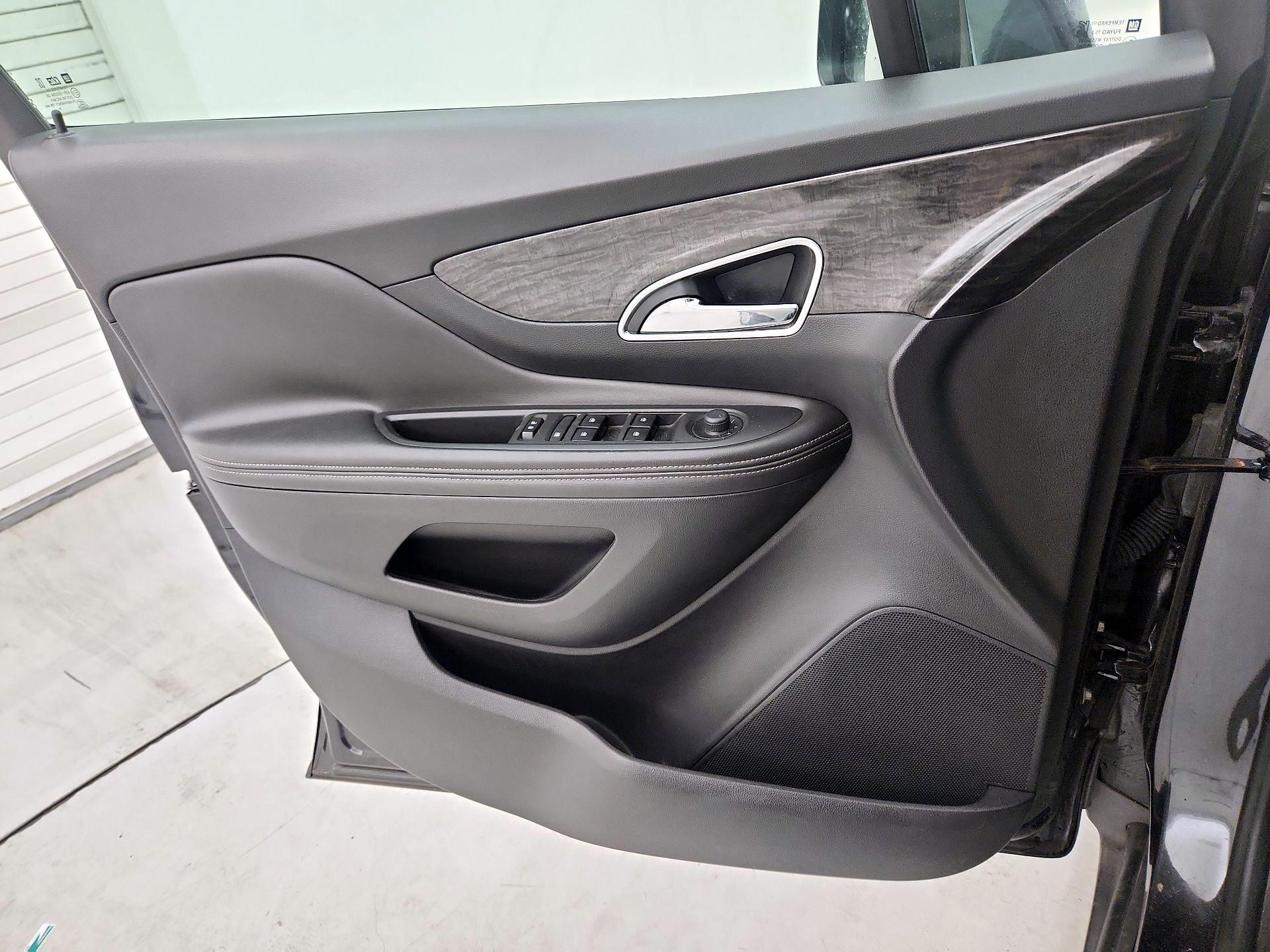 Thumbnail: 2015 Buick Encore - 12