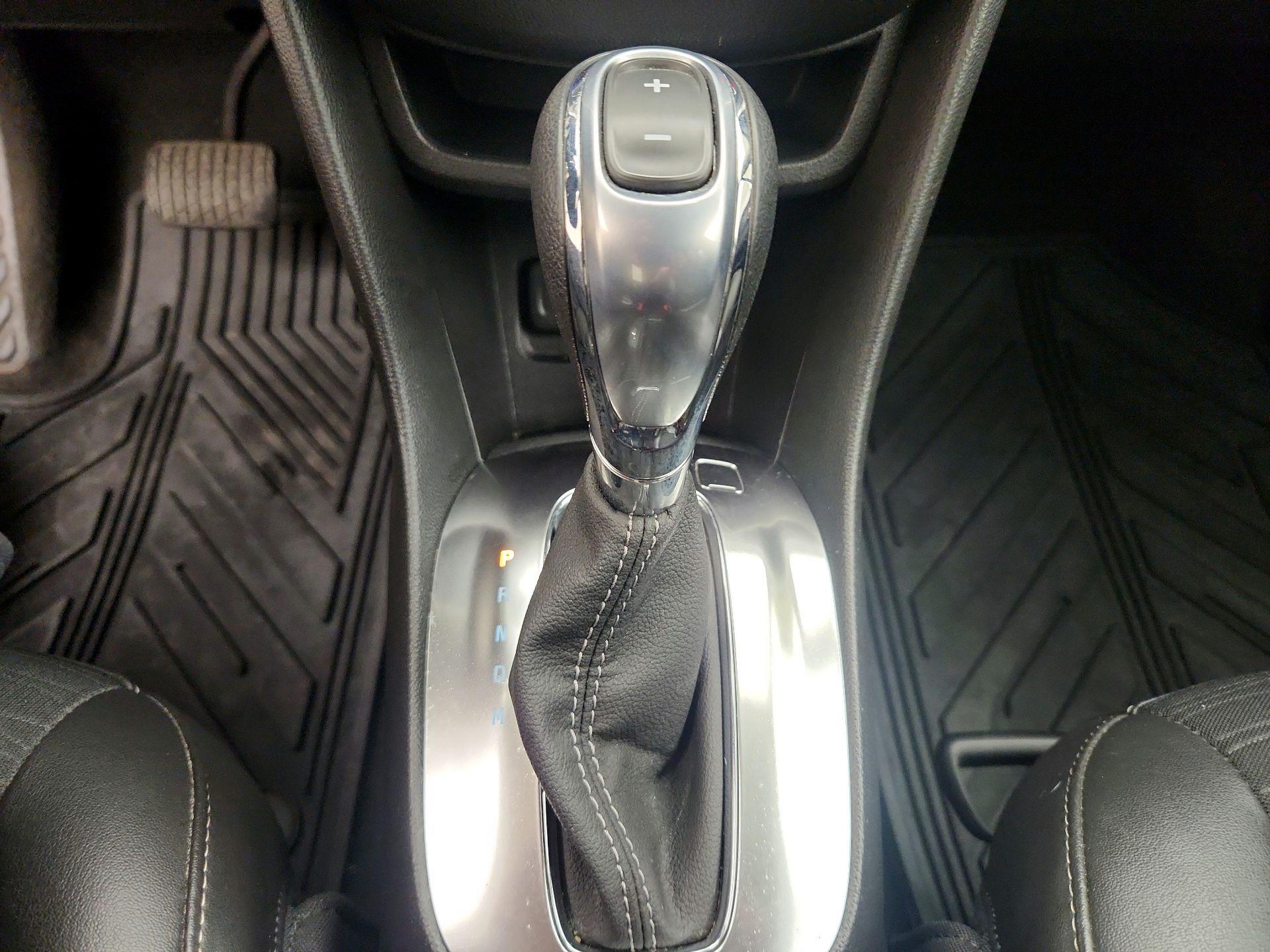 Thumbnail: 2015 Buick Encore - 18