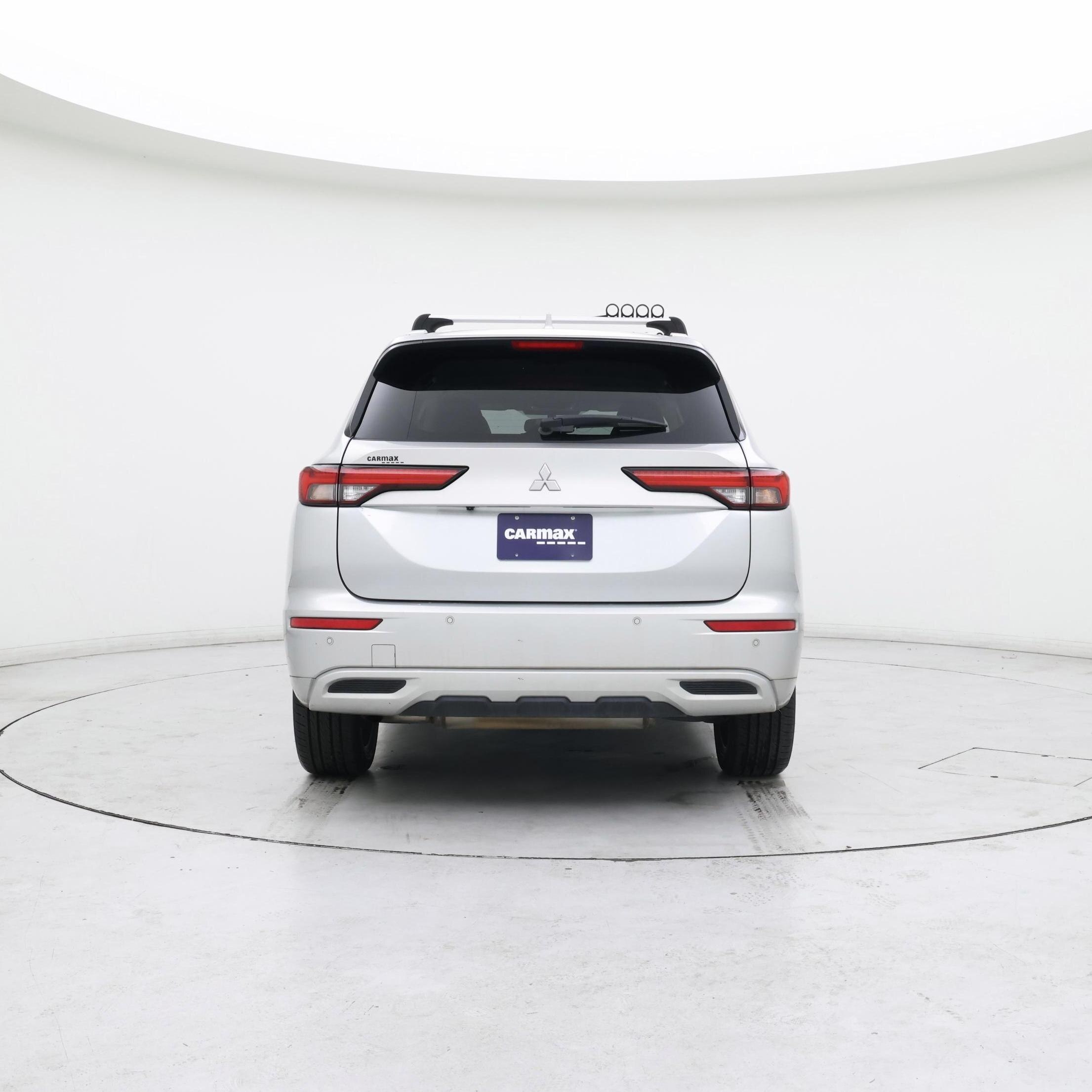 Thumbnail: 2022 Mitsubishi Outlander - 6