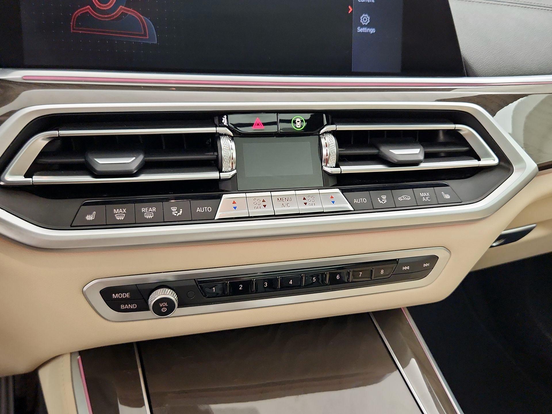 Thumbnail: 2022 BMW X5 - 17