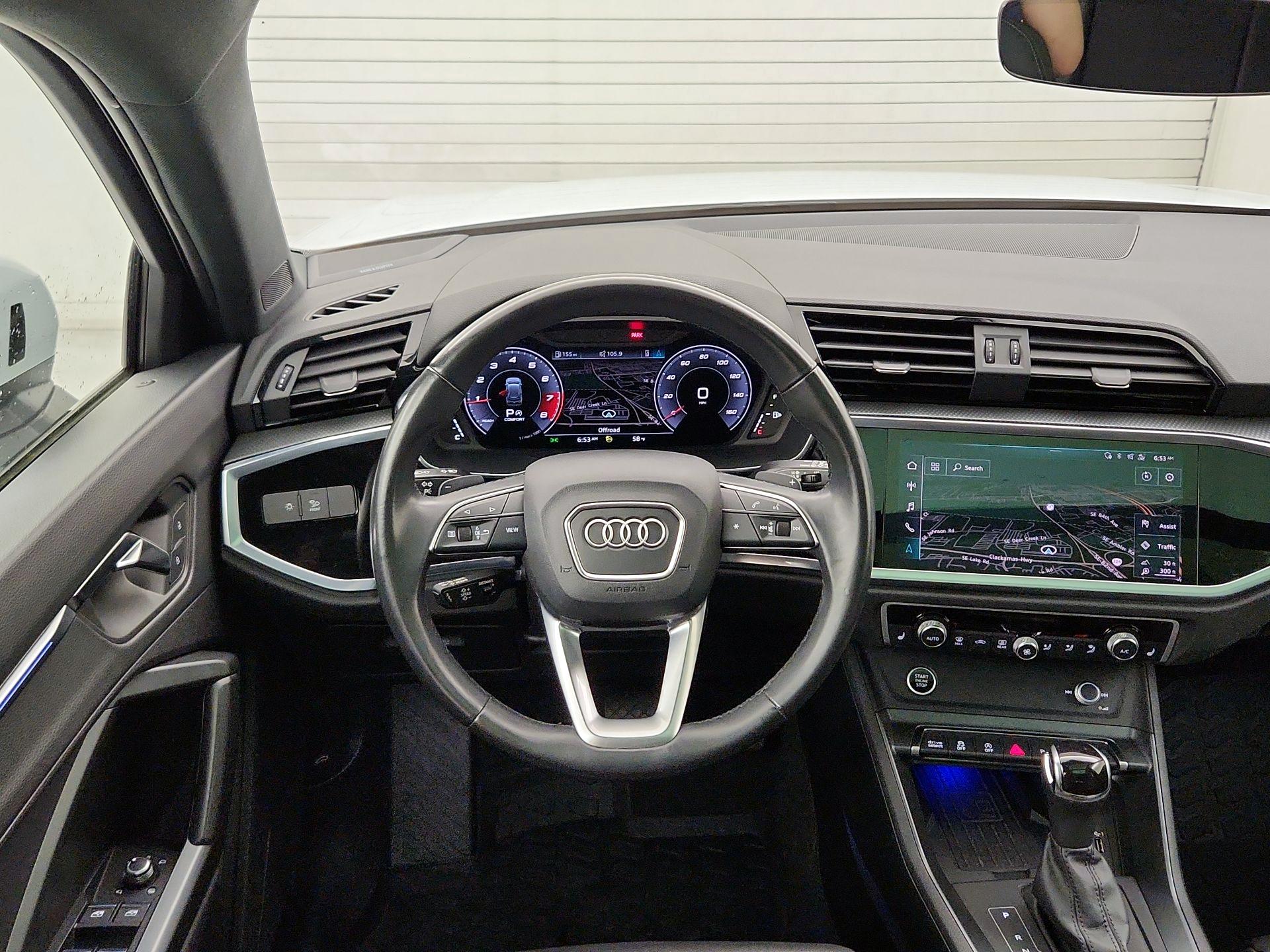 Thumbnail: 2021 Audi Q3 - 10