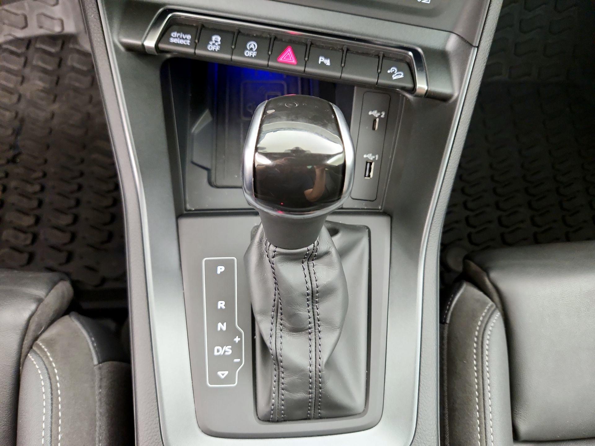 Thumbnail: 2021 Audi Q3 - 18