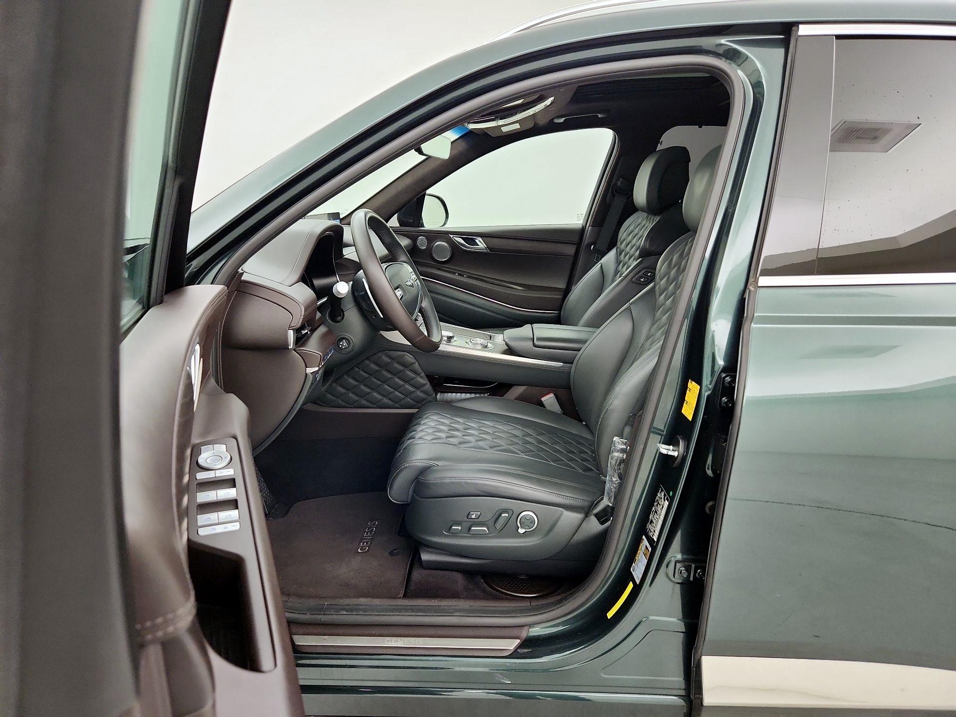 Thumbnail: 2023 Genesis GV80 - 11