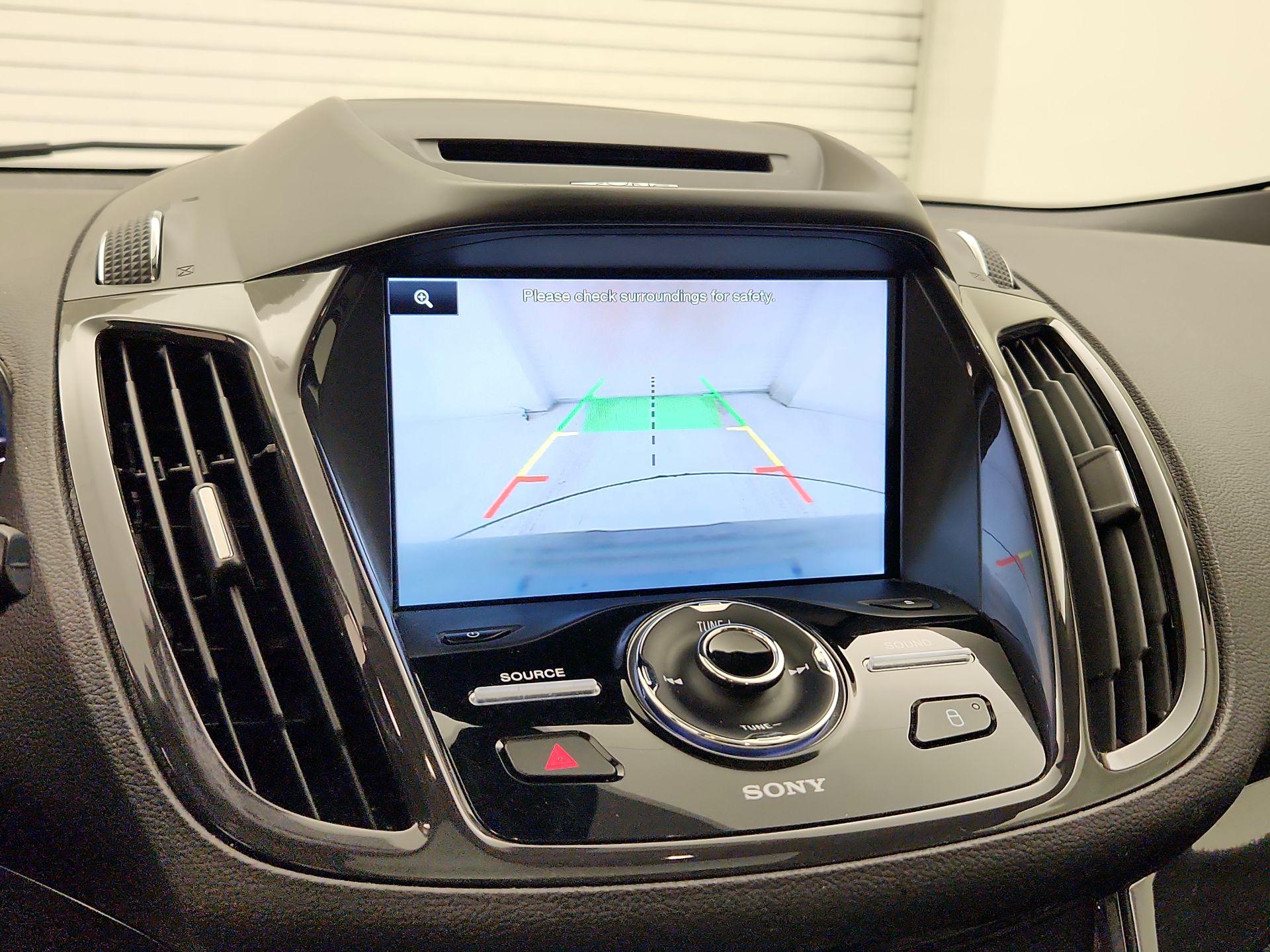 Thumbnail: 2015 Ford Escape - 14