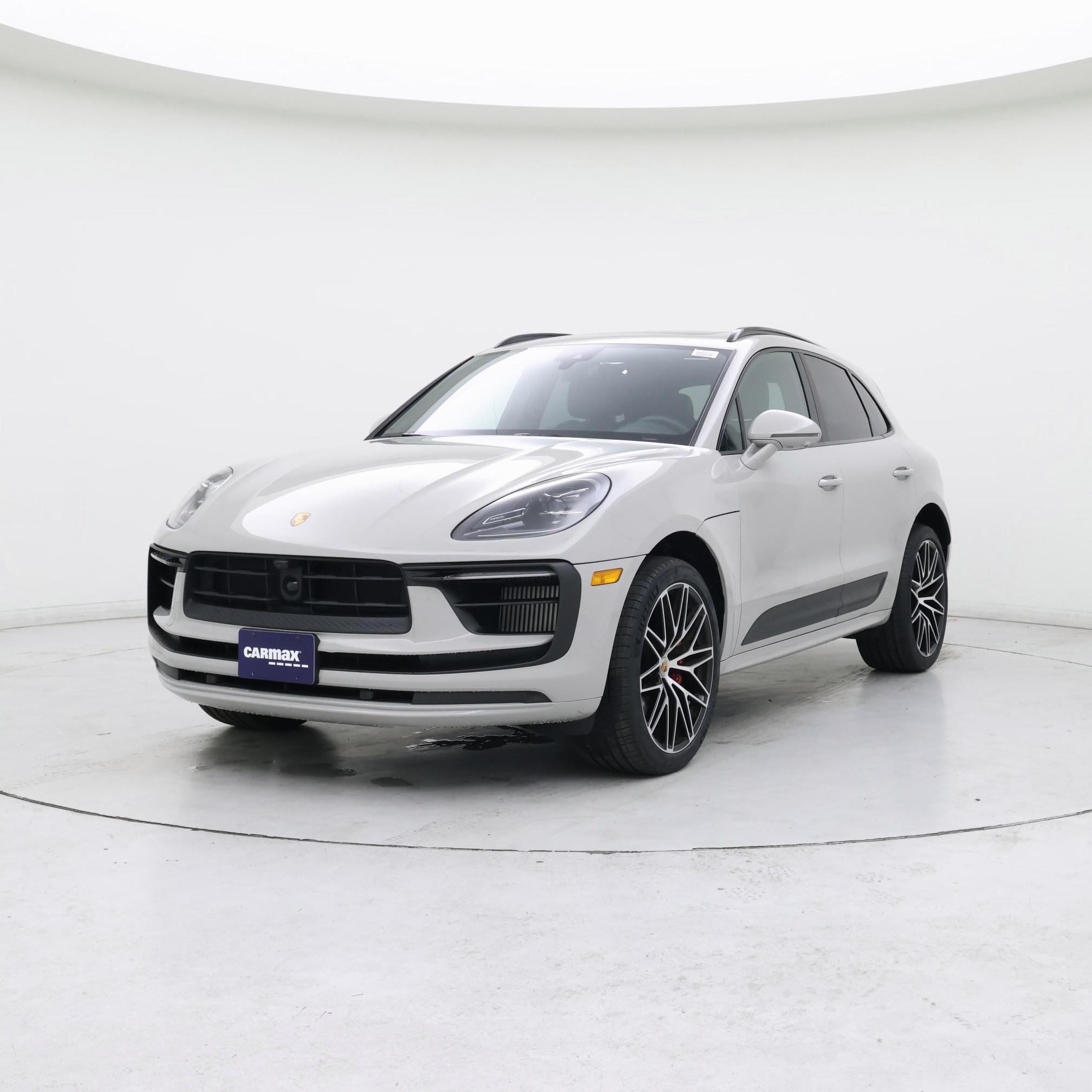 Thumbnail: 2023 Porsche Macan - 4