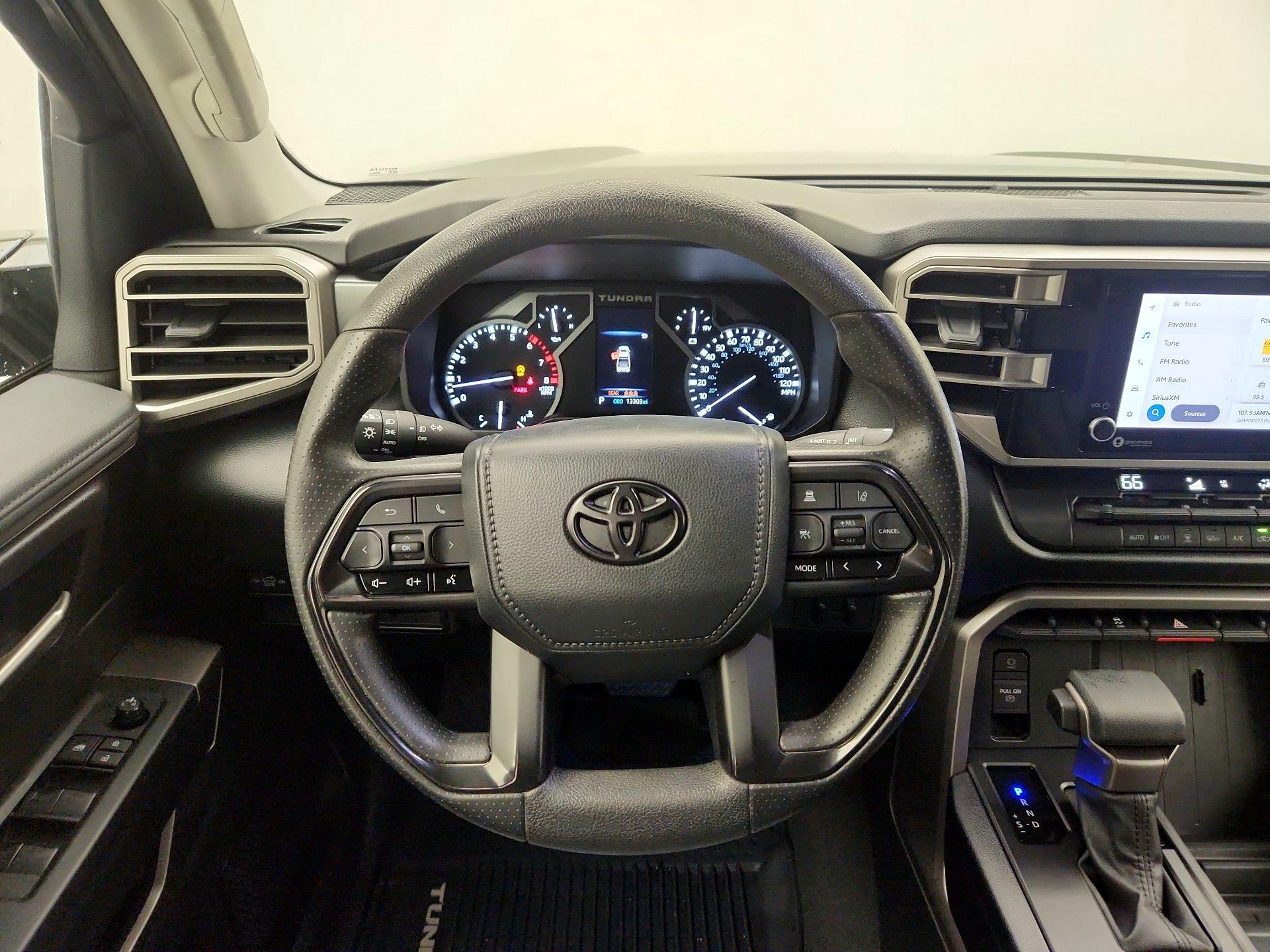 Thumbnail: 2024 Toyota Tundra - 10