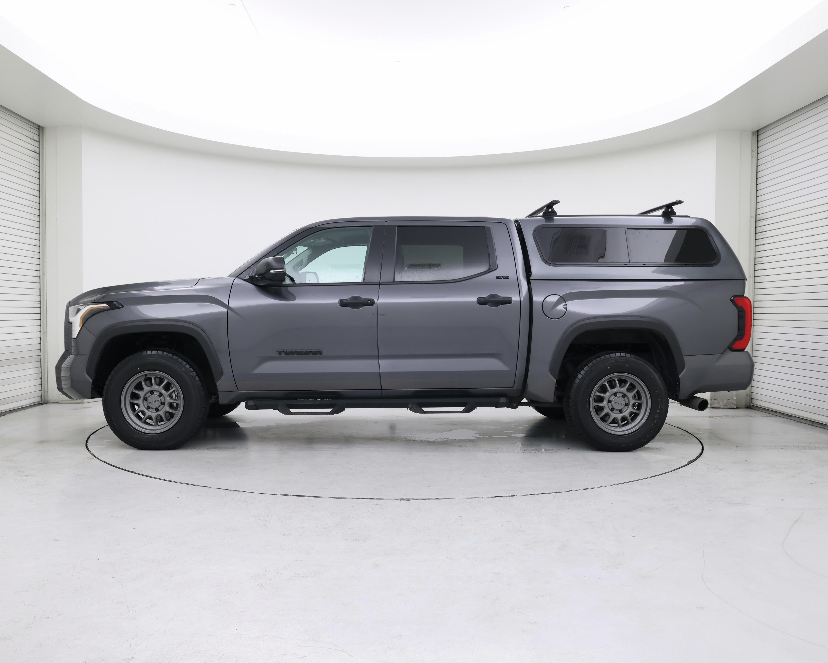 Thumbnail: 2024 Toyota Tundra - 3