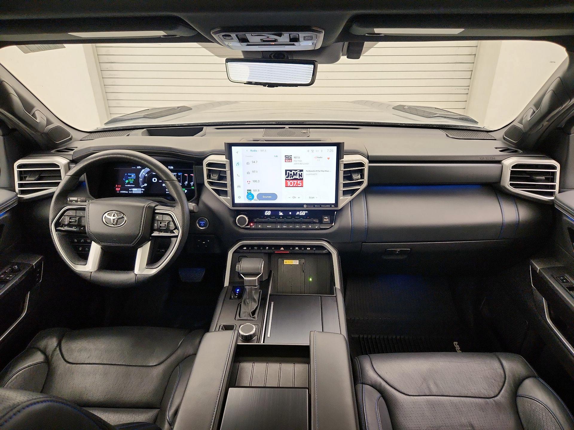 Thumbnail: 2022 Toyota Tundra - 9