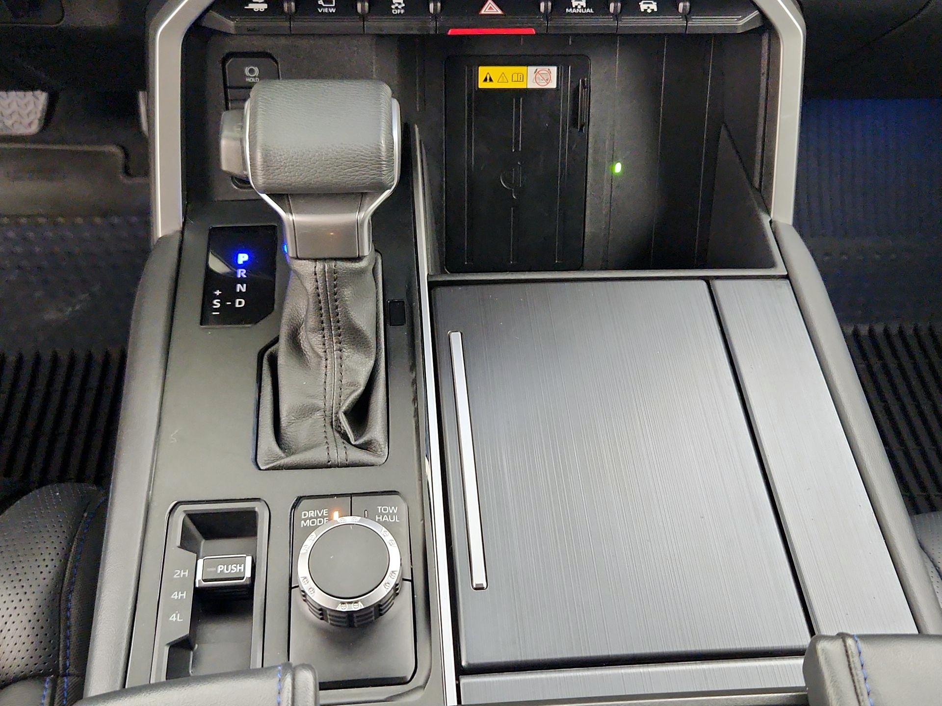 Thumbnail: 2022 Toyota Tundra - 17