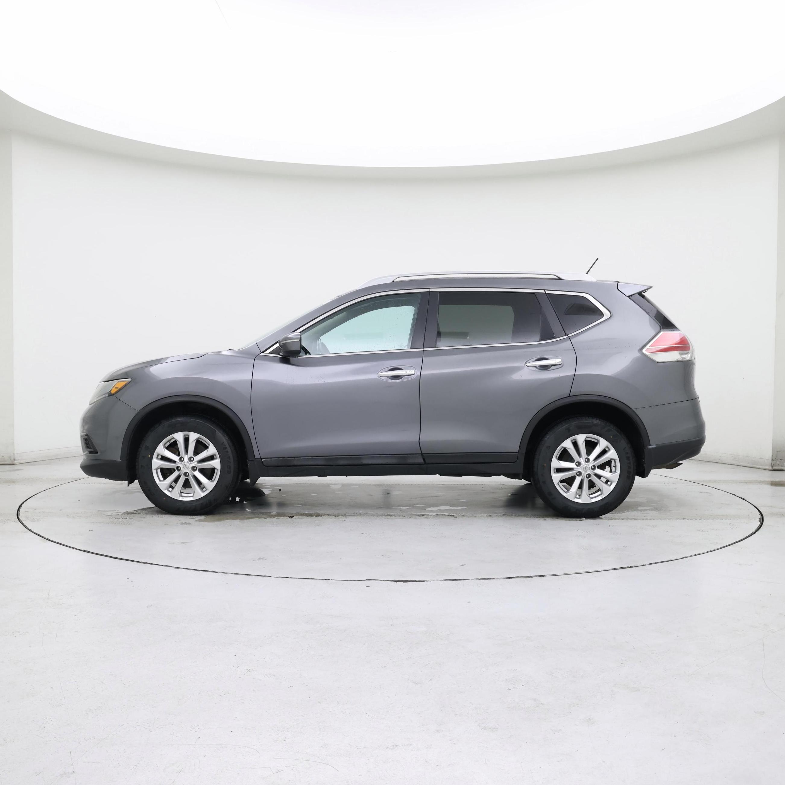 Thumbnail: 2015 Nissan Rogue - 3