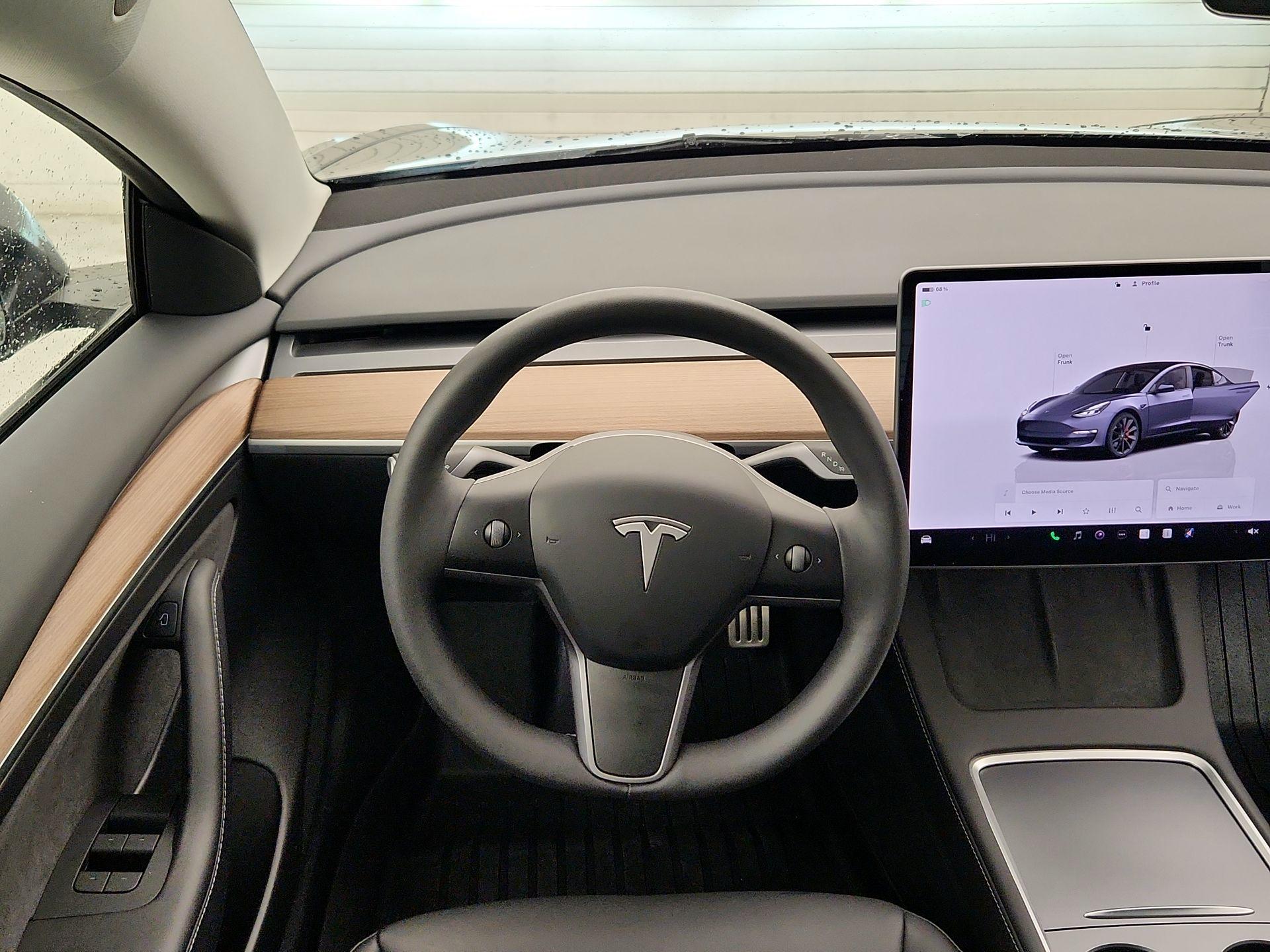 Thumbnail: 2023 Tesla Model 3 - 10