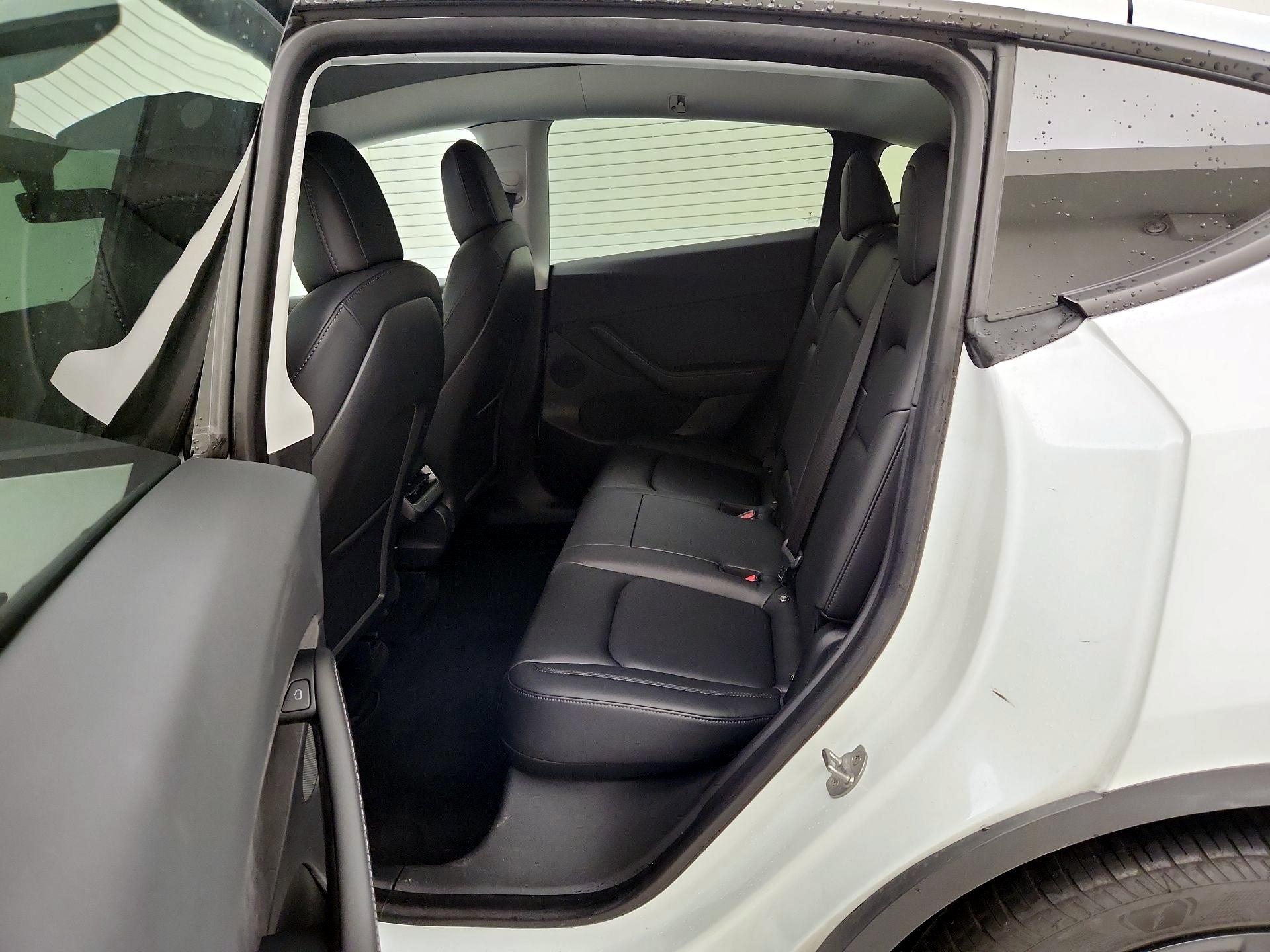 Thumbnail: 2021 Tesla Model Y - 19