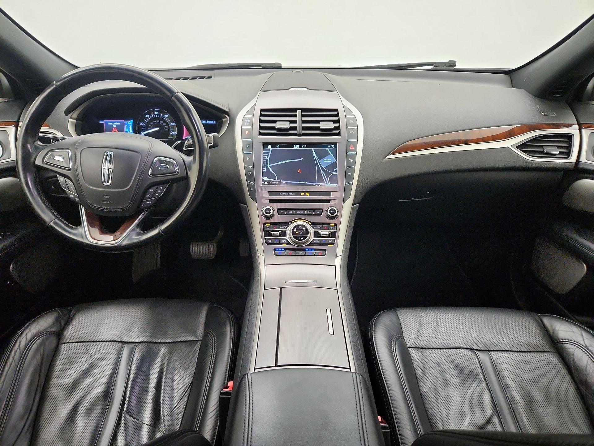 Thumbnail: 2017 Lincoln MKZ - 9