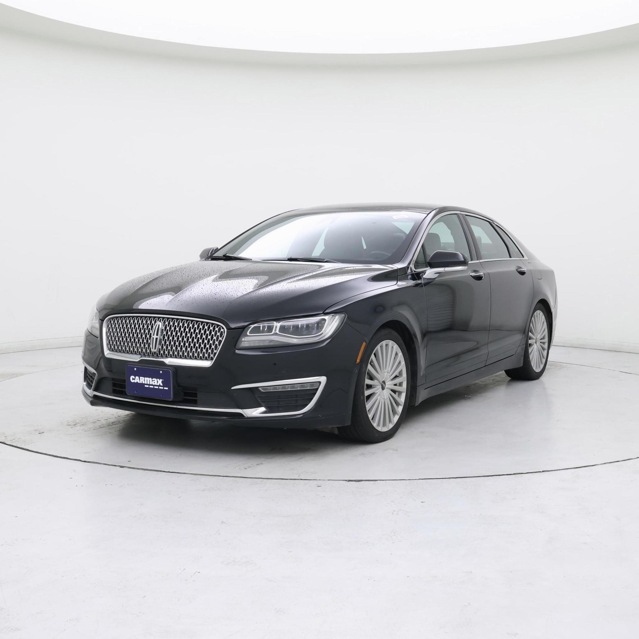 Thumbnail: 2017 Lincoln MKZ - 4