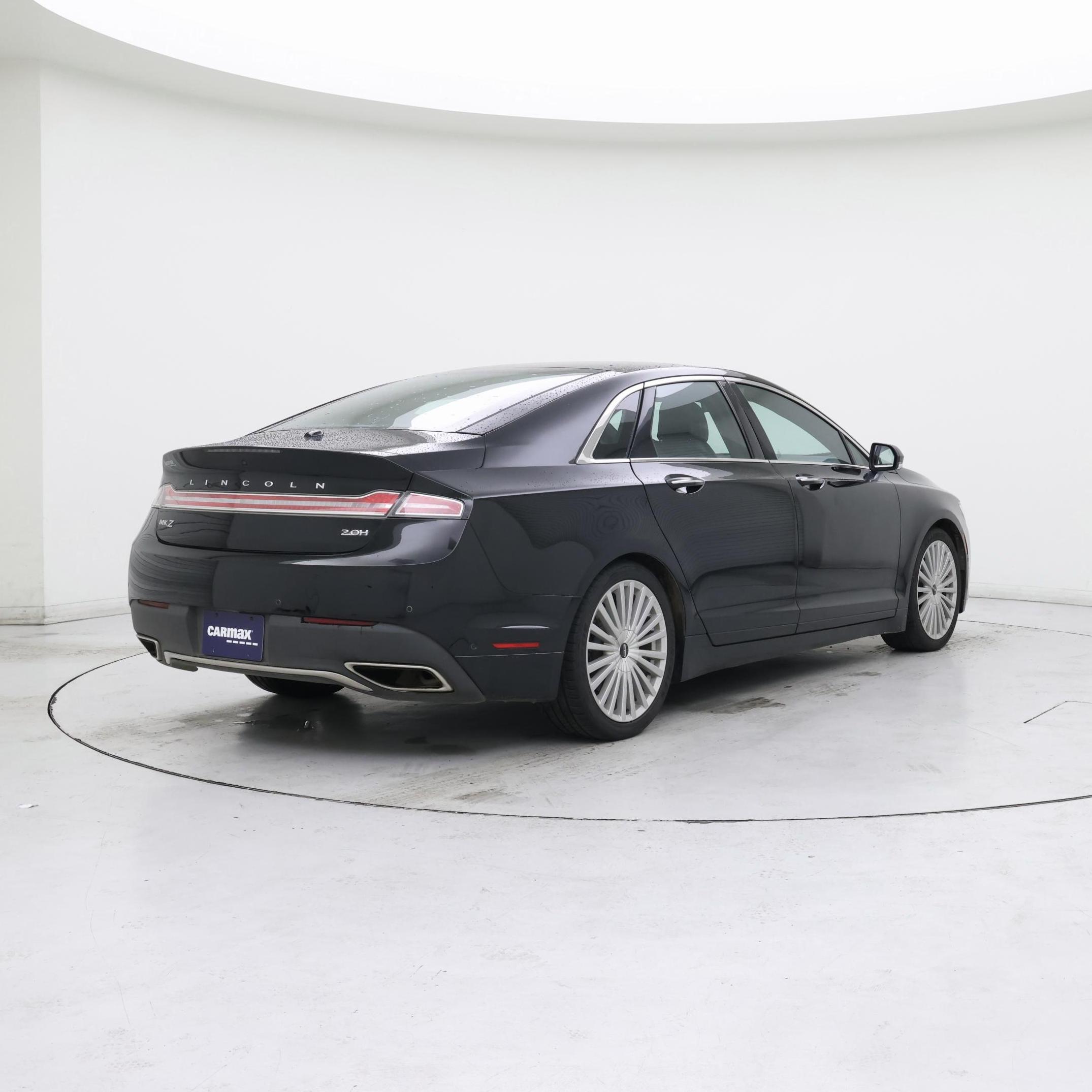 Thumbnail: 2017 Lincoln MKZ - 8