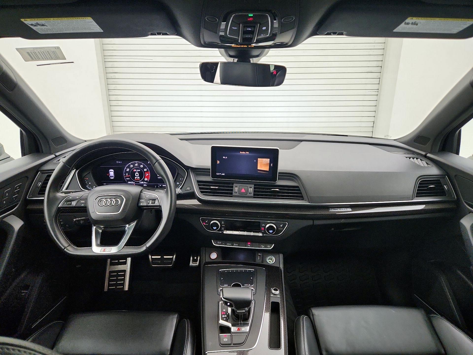 Thumbnail: 2020 Audi SQ5 - 9