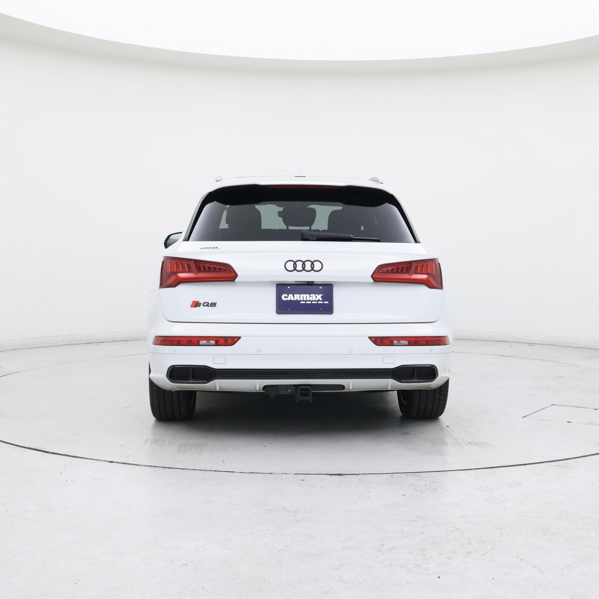 Thumbnail: 2020 Audi SQ5 - 6