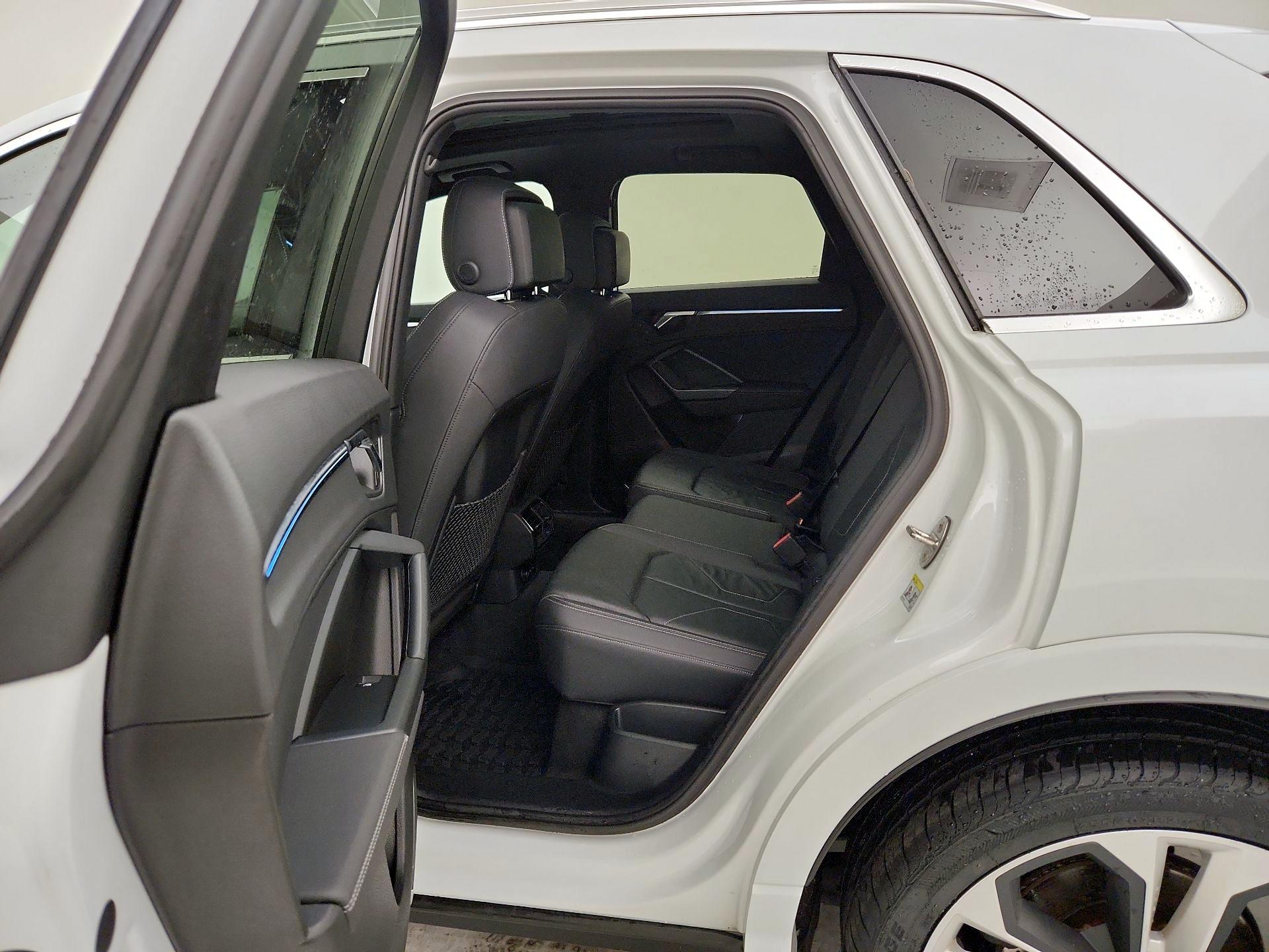 Thumbnail: 2020 Audi Q3 - 20