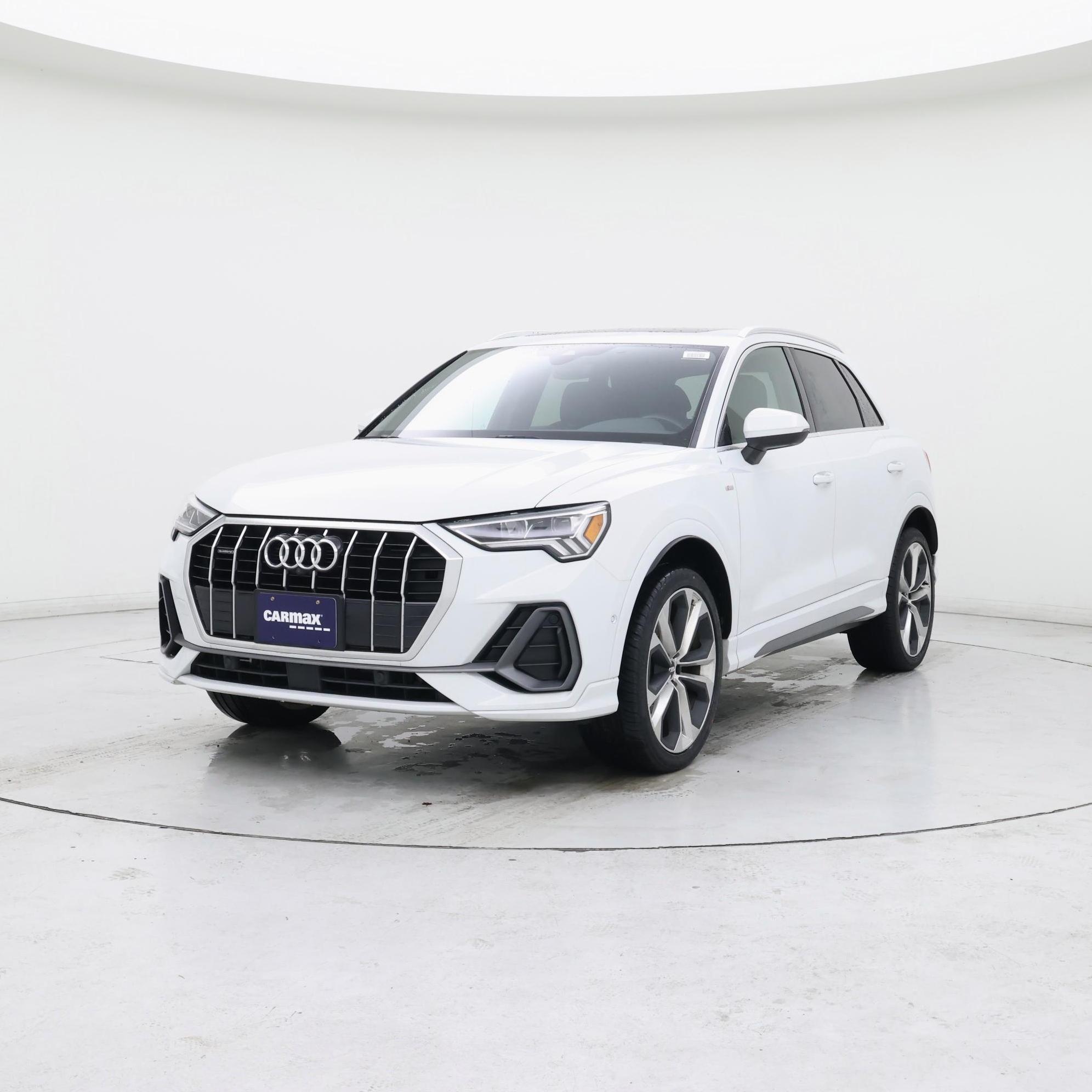 Thumbnail: 2020 Audi Q3 - 4