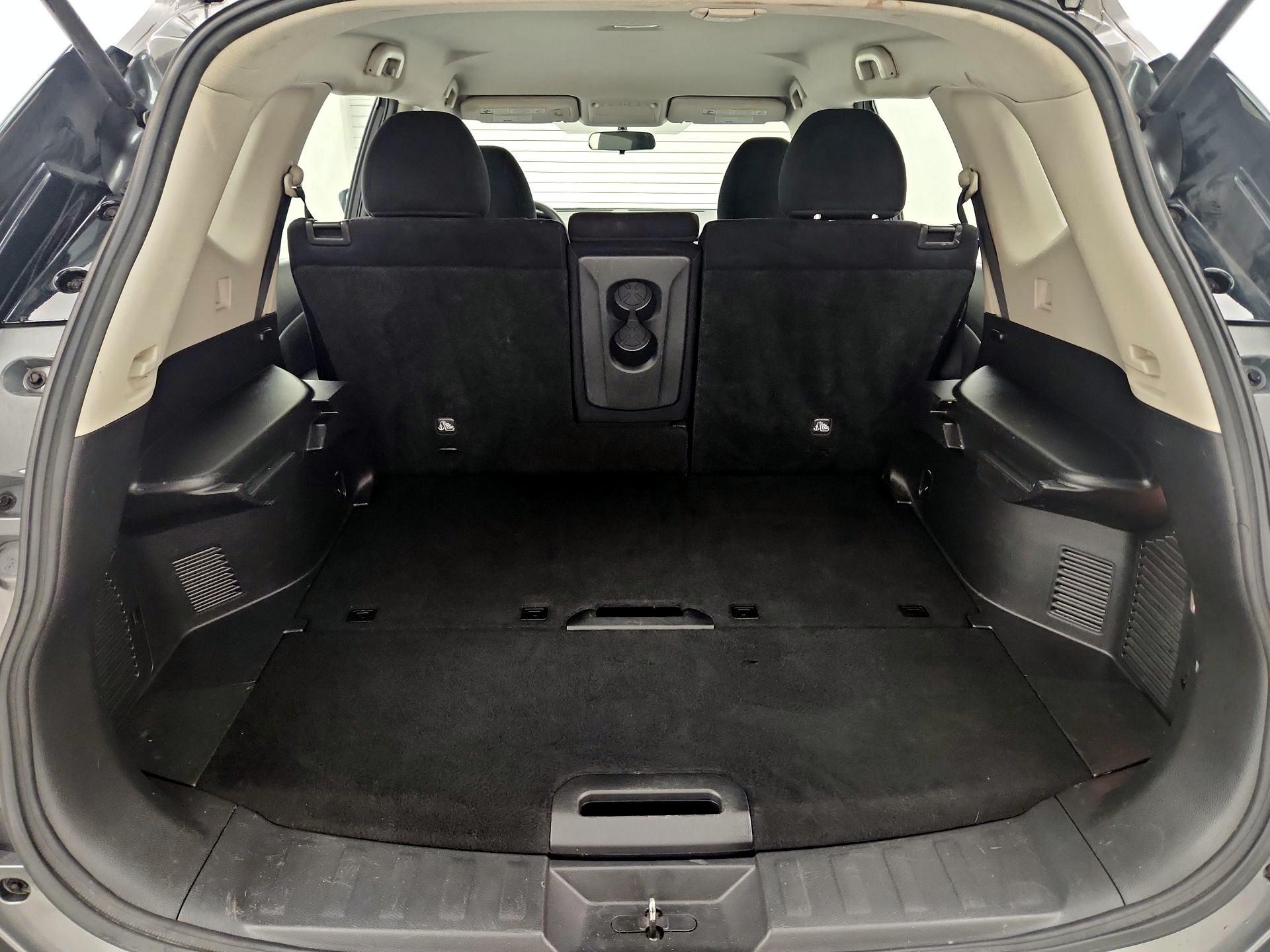 Thumbnail: 2014 Nissan Rogue - 20