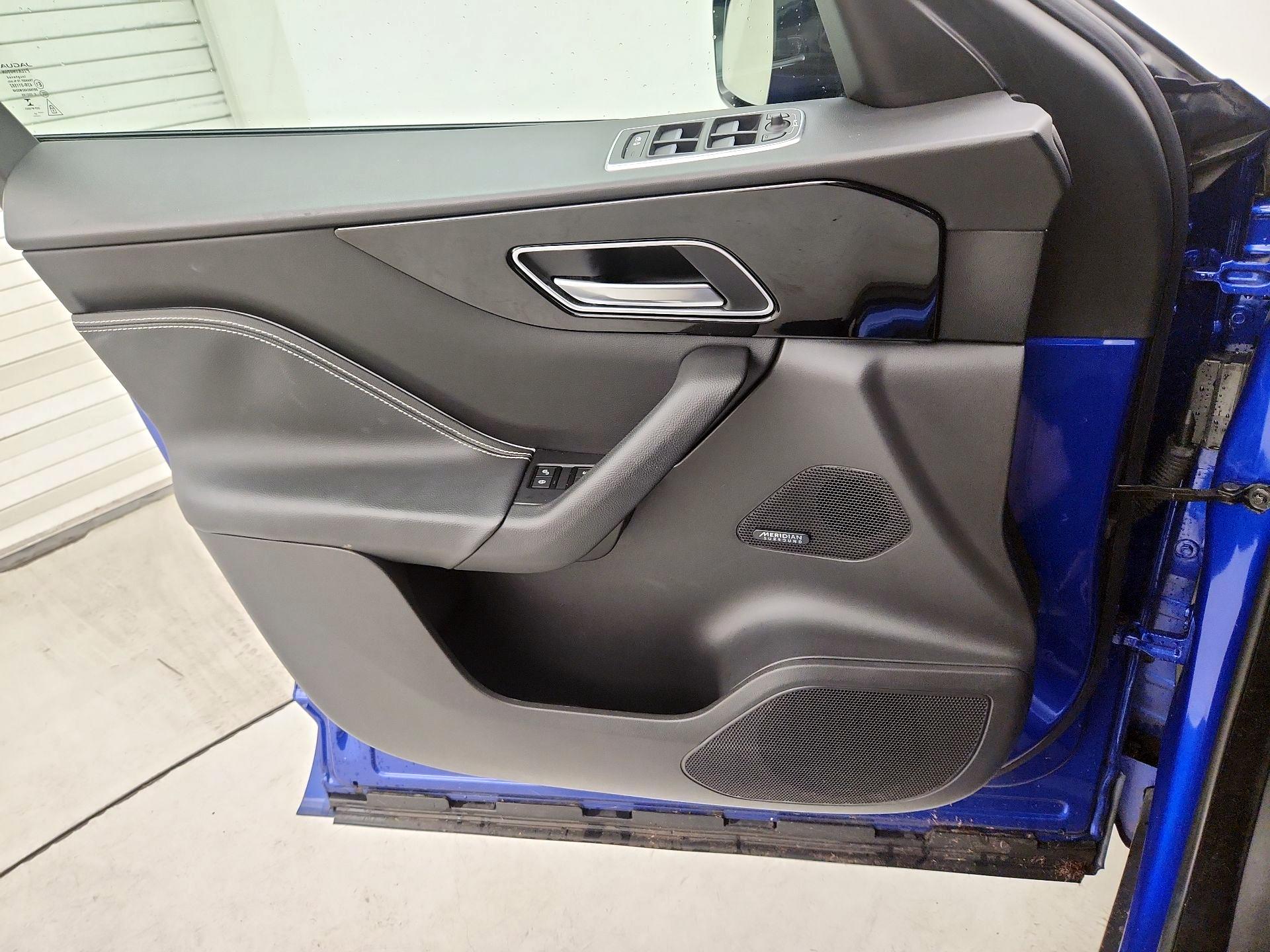 Thumbnail: 2018 Jaguar F-Pace - 12