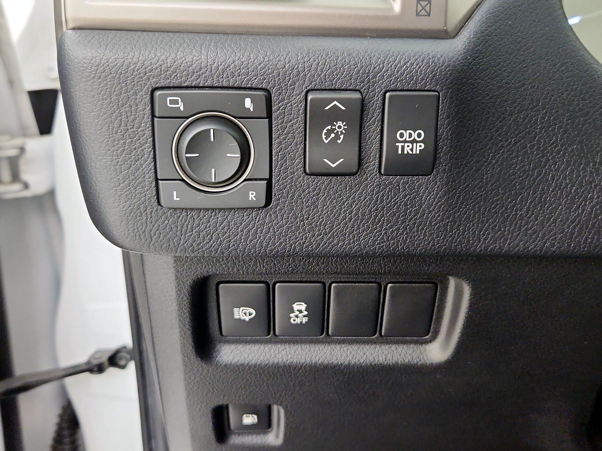 Thumbnail: 2019 Lexus GX - 13