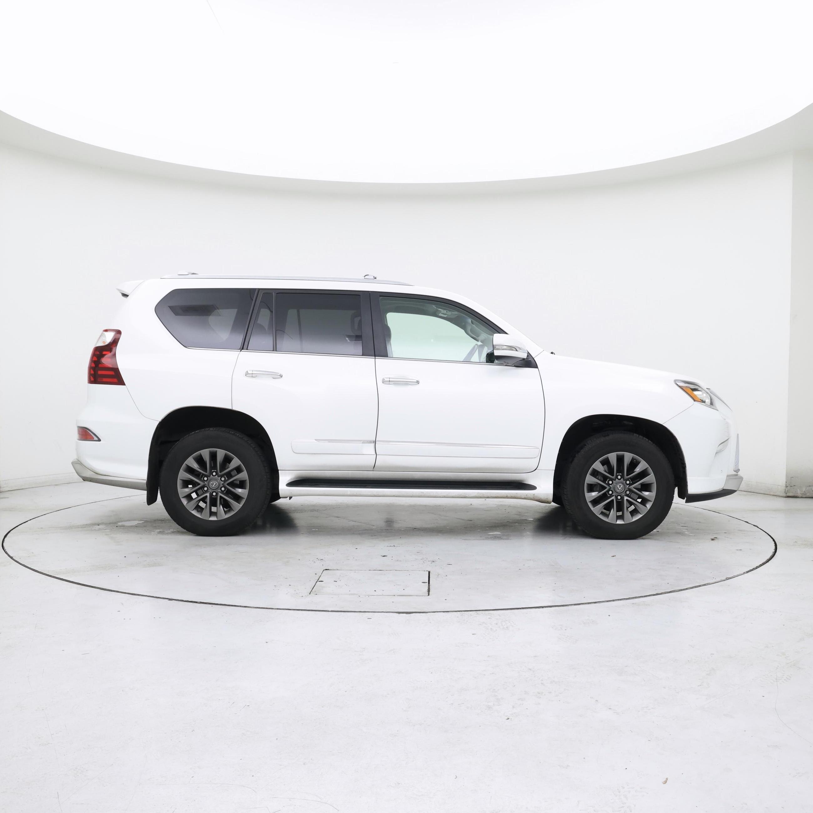 Thumbnail: 2019 Lexus GX - 7