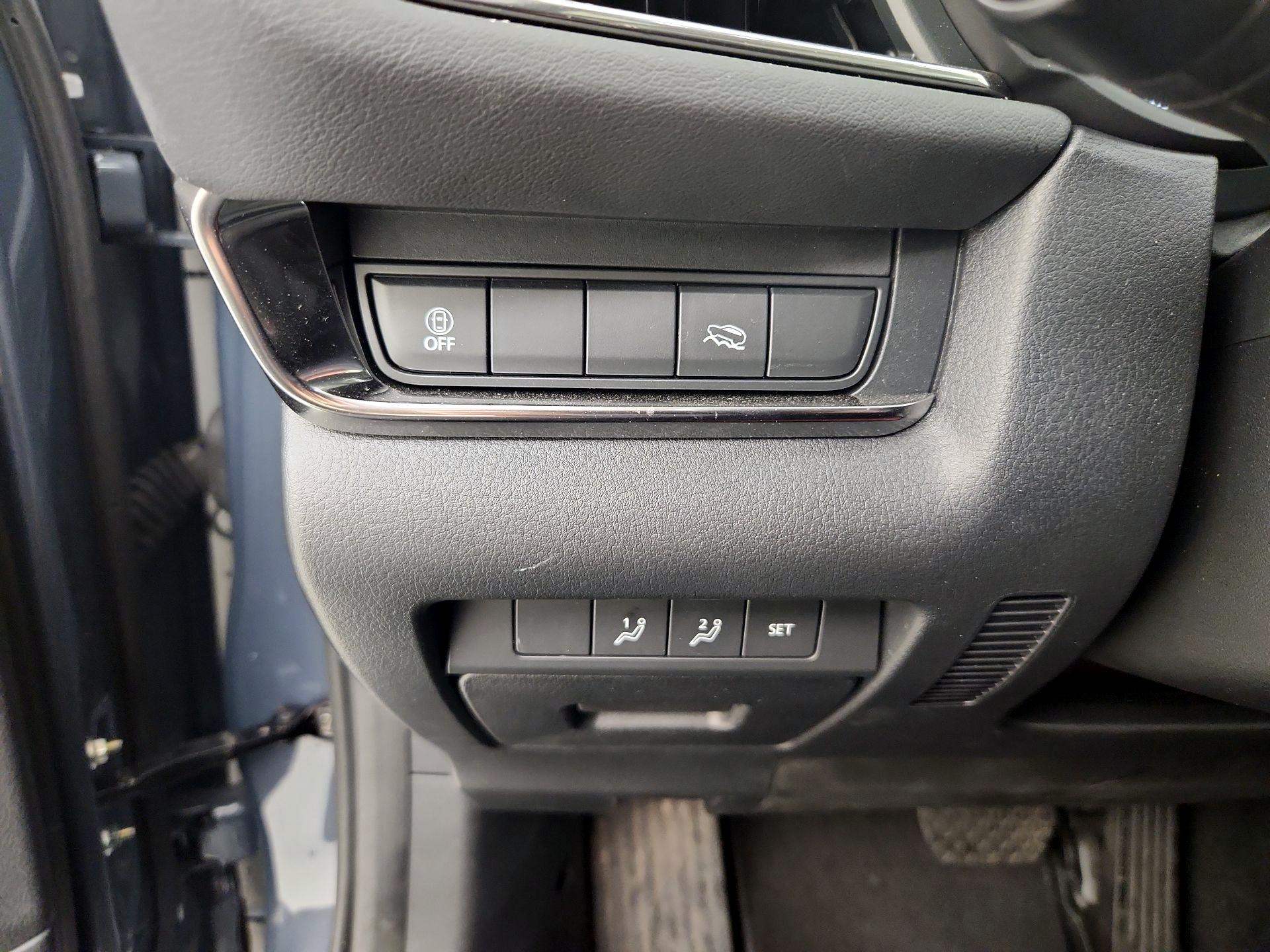 Thumbnail: 2023 Mazda CX-30 - 13