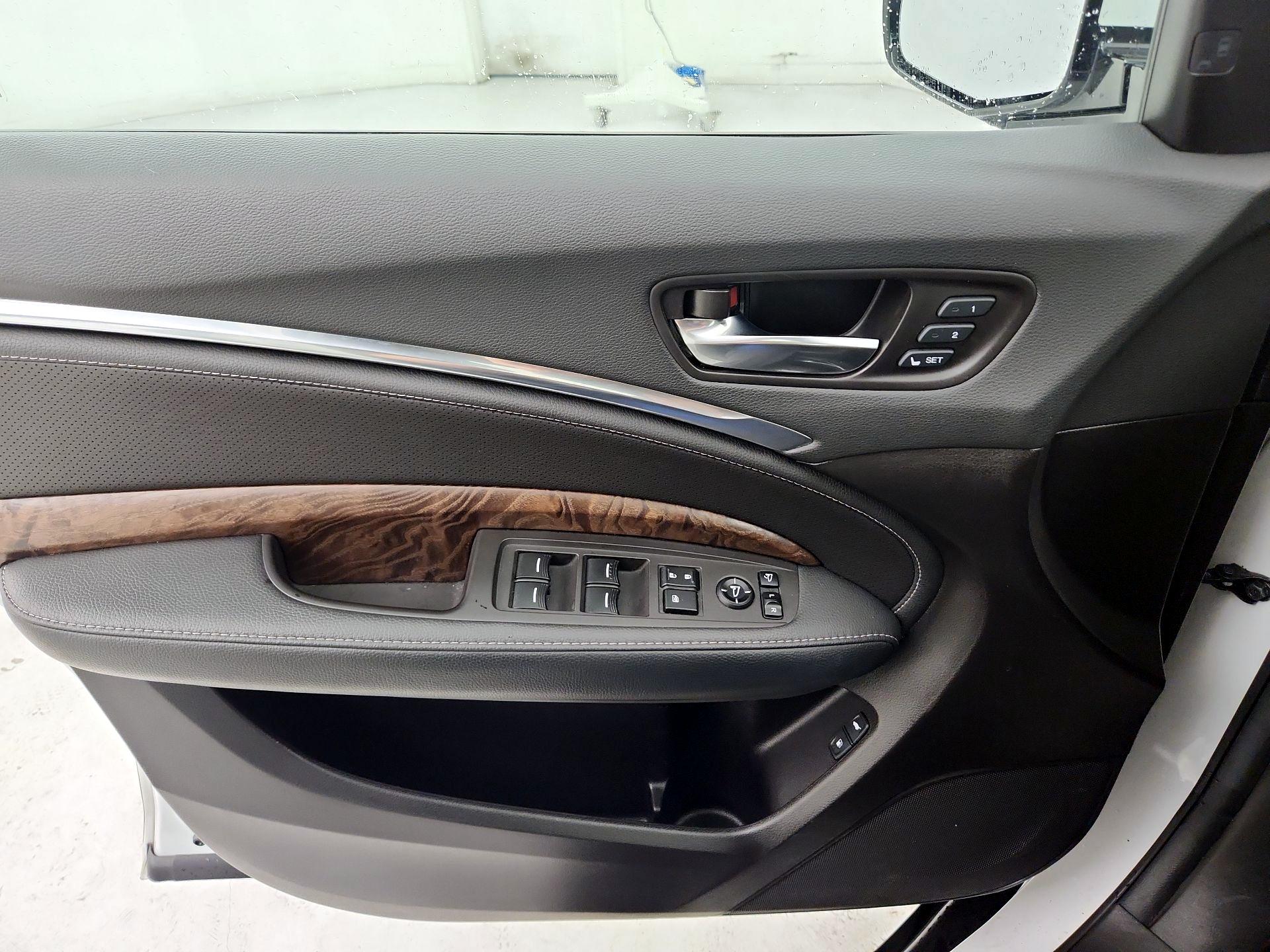 Thumbnail: 2020 Acura MDX - 12