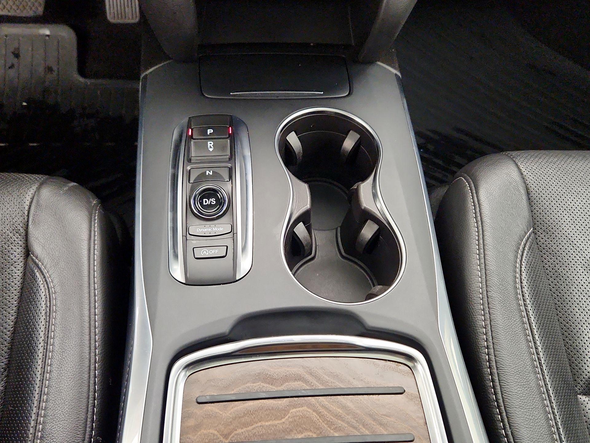 Thumbnail: 2020 Acura MDX - 17