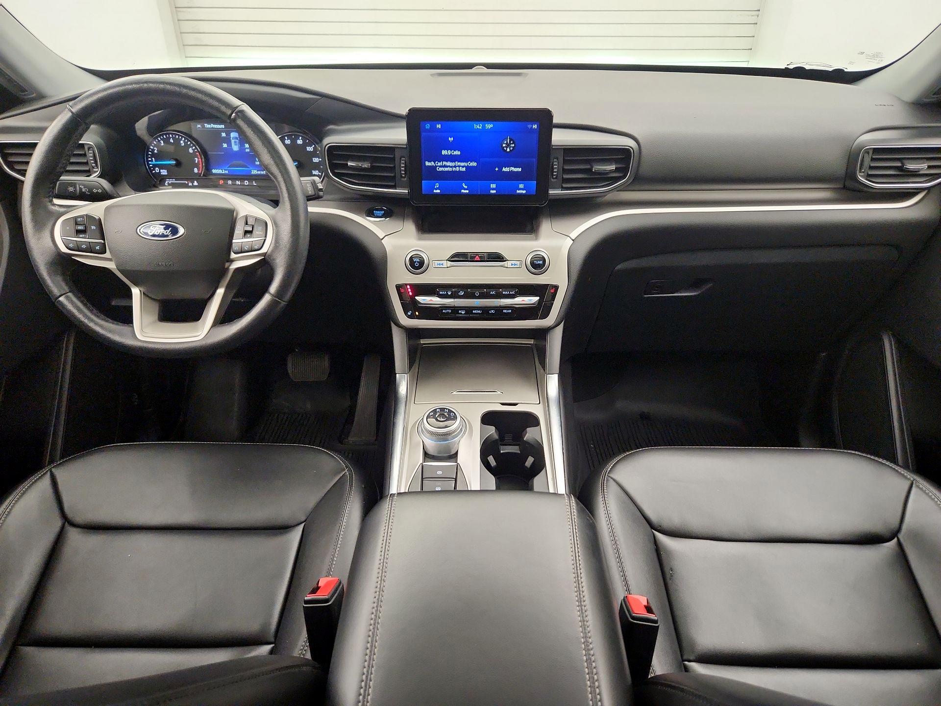 Thumbnail: 2022 Ford Explorer - 9