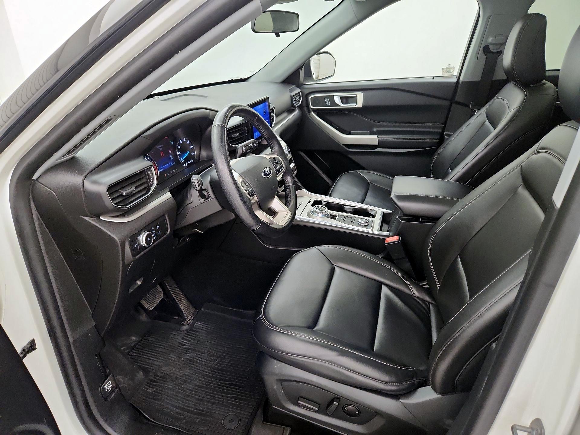 Thumbnail: 2022 Ford Explorer - 11