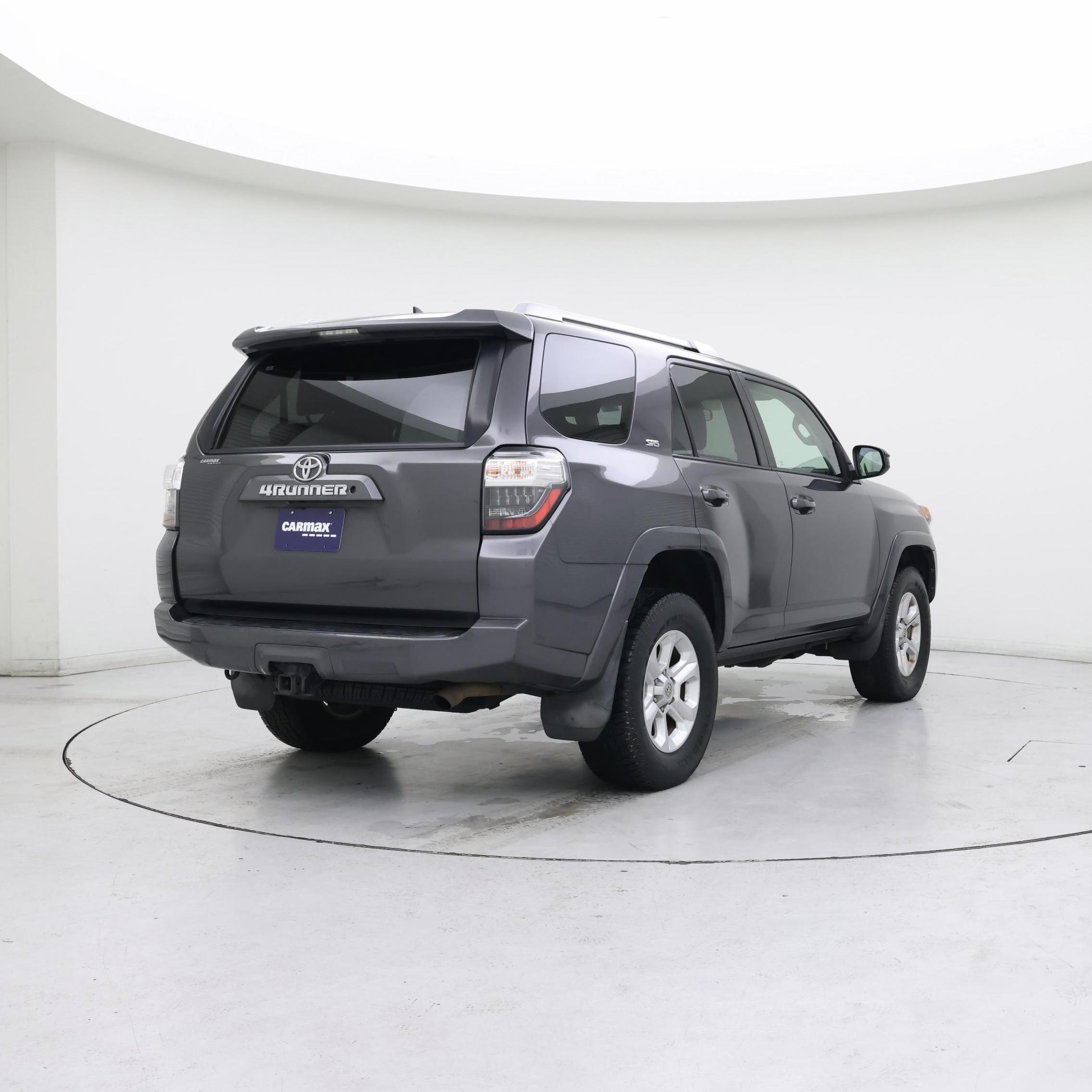 Thumbnail: 2014 Toyota 4Runner - 8