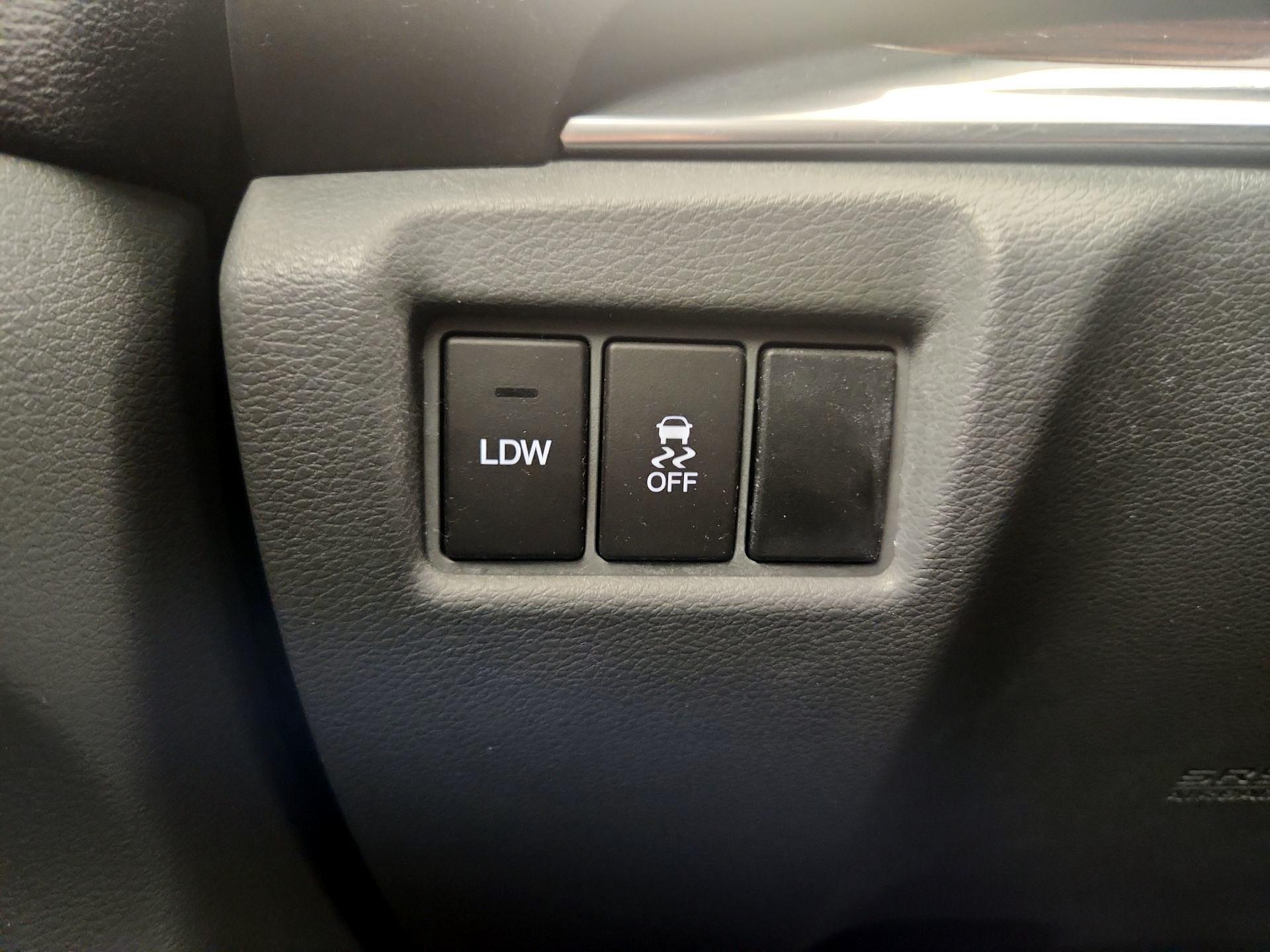 Thumbnail: 2015 Acura MDX - 13