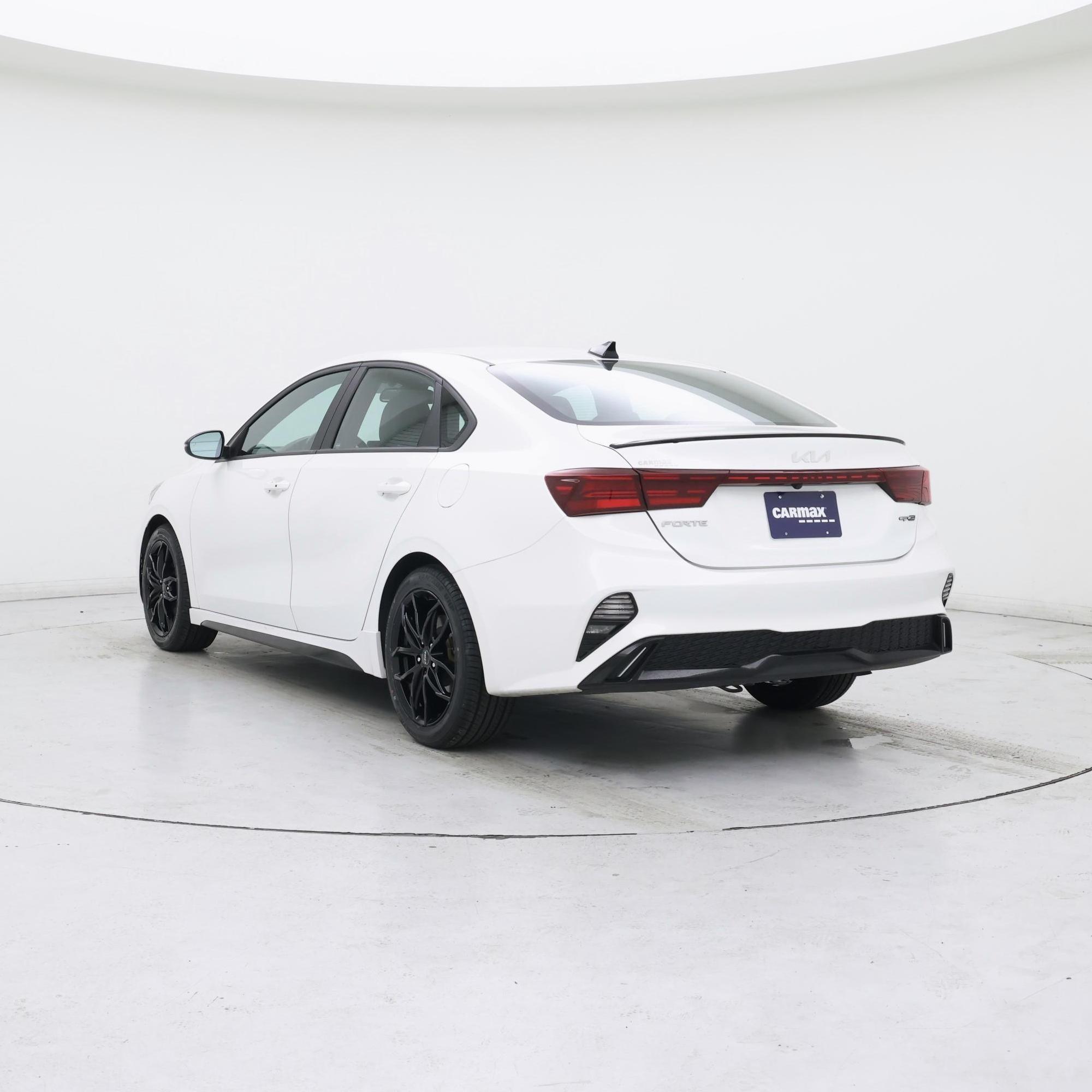 Thumbnail: 2022 Kia Forte - 2