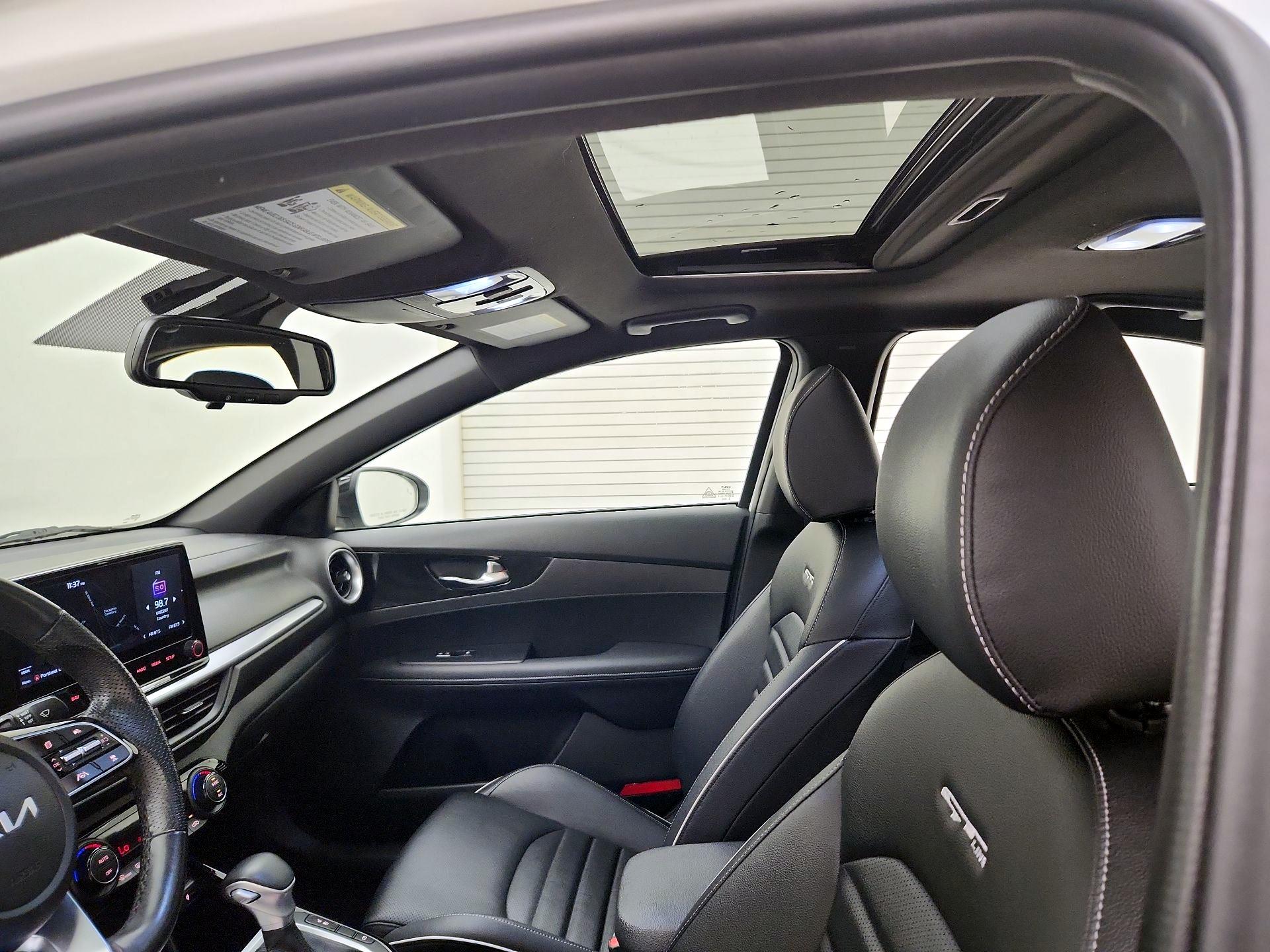 Thumbnail: 2022 Kia Forte - 20