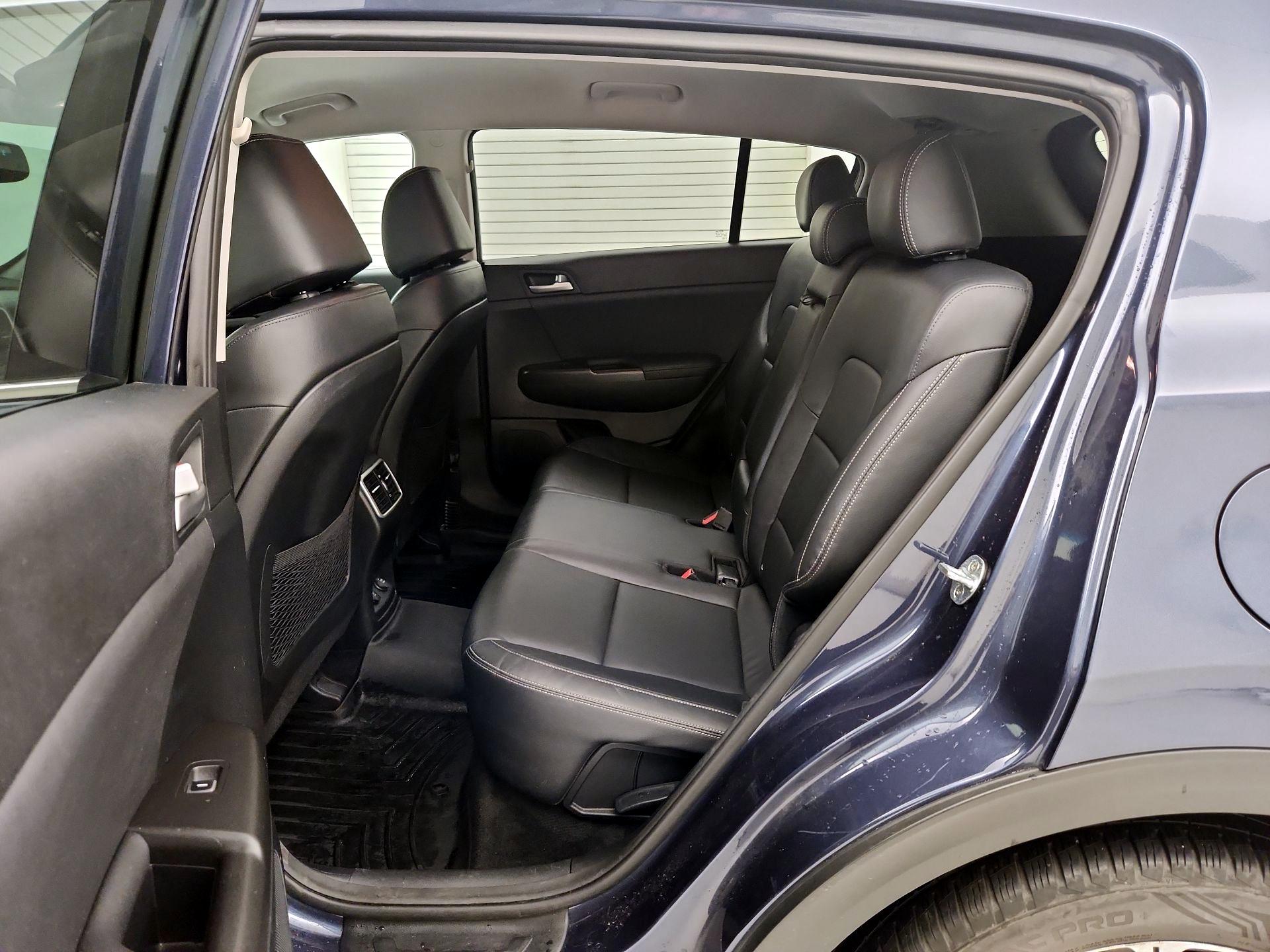 Thumbnail: 2017 Kia Sportage - 19