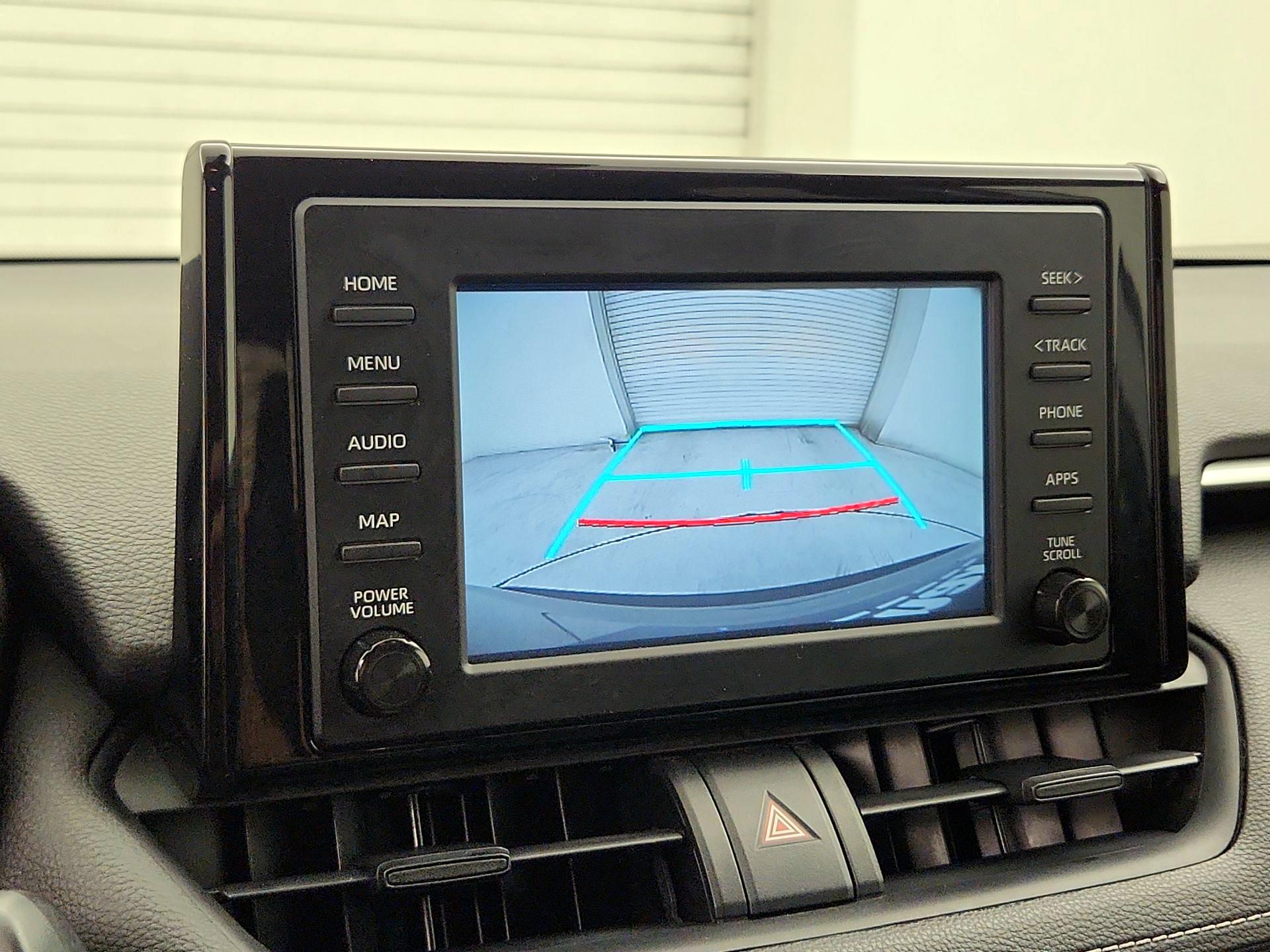 Thumbnail: 2019 Toyota RAV4 - 14