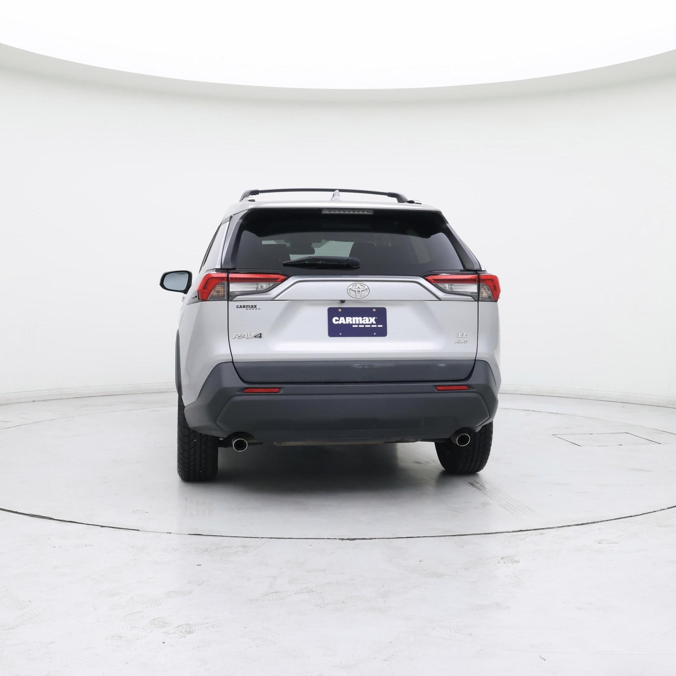 Thumbnail: 2019 Toyota RAV4 - 6